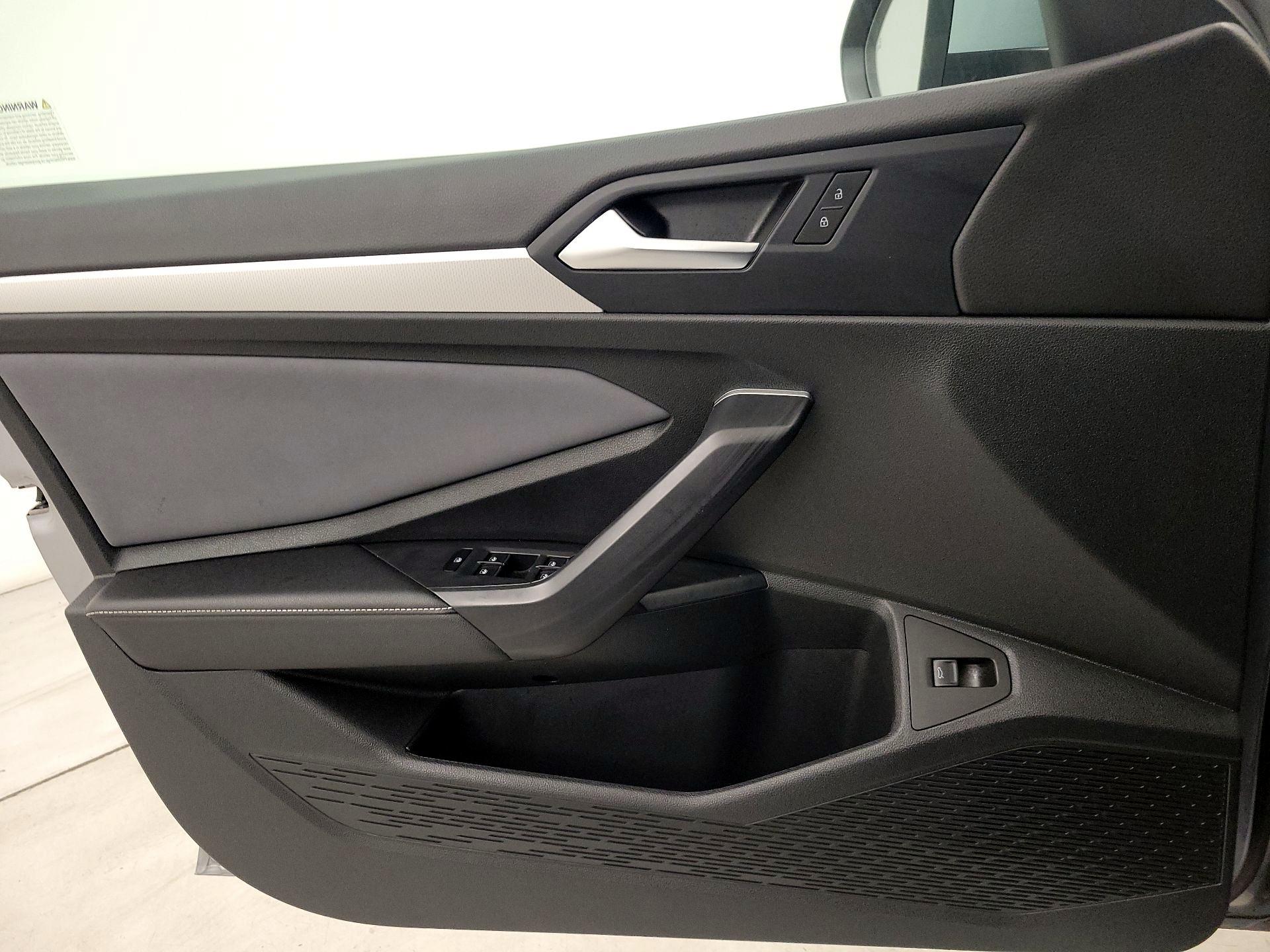 Thumbnail: 2025 Volkswagen Jetta - 12