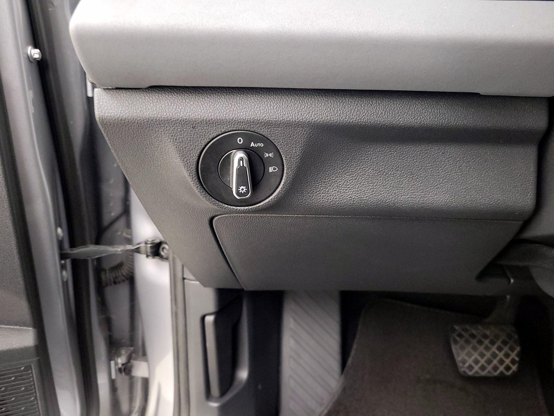 Thumbnail: 2025 Volkswagen Jetta - 13