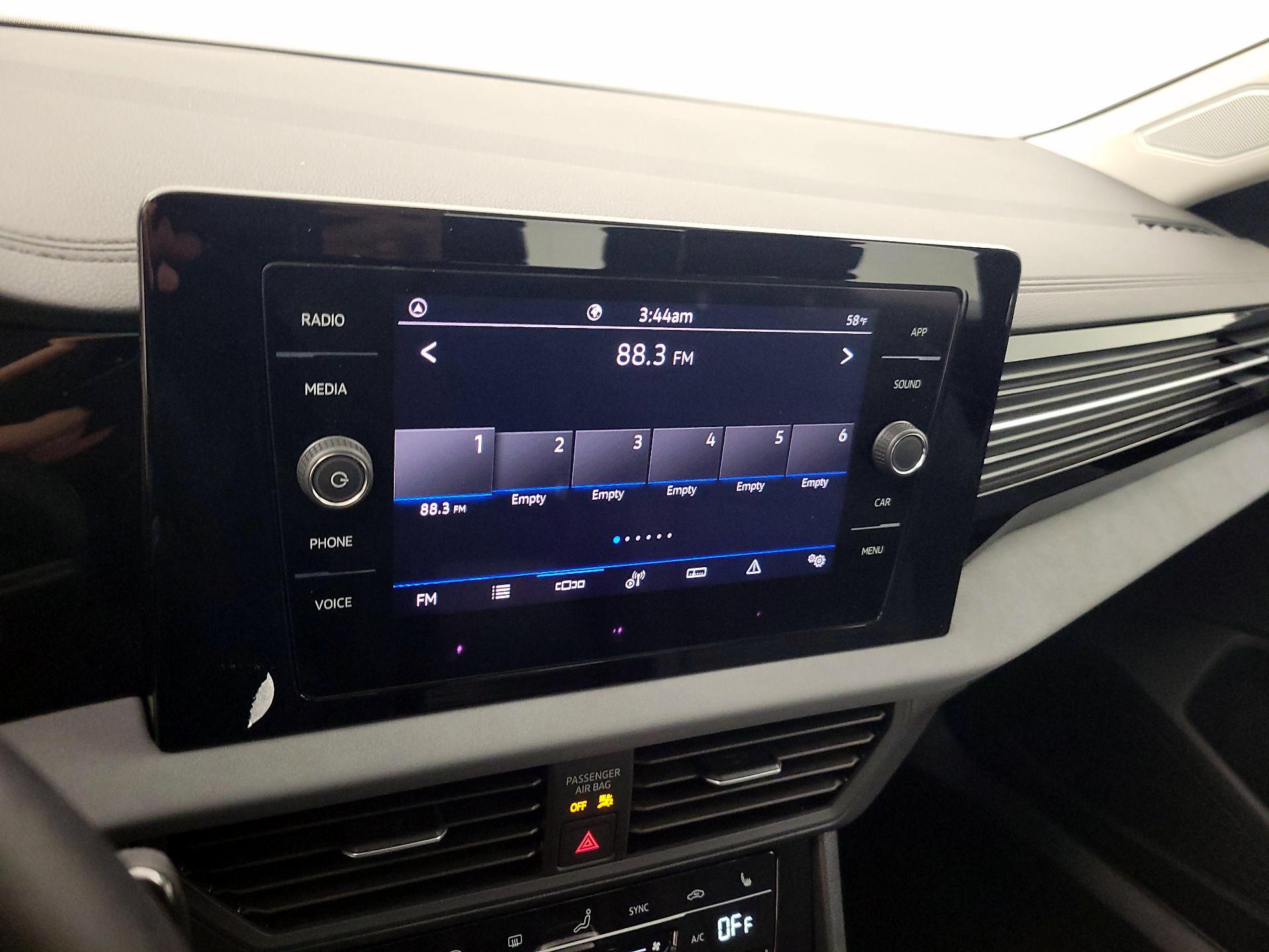 Thumbnail: 2025 Volkswagen Jetta - 15