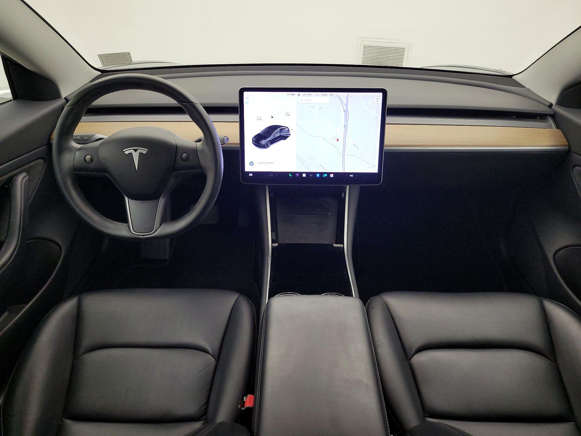 Thumbnail: 2019 Tesla Model 3 - 9