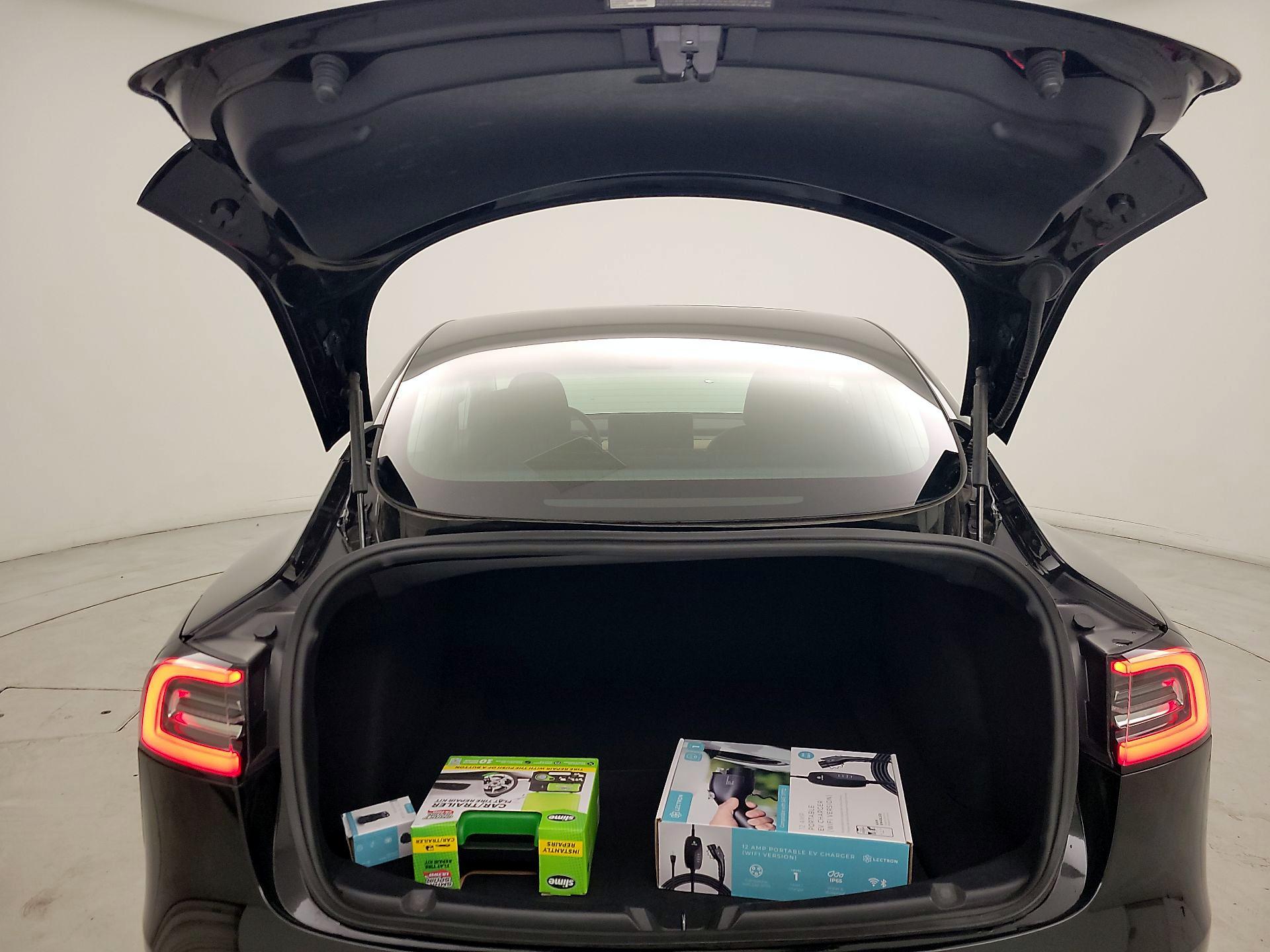 Thumbnail: 2019 Tesla Model 3 - 19