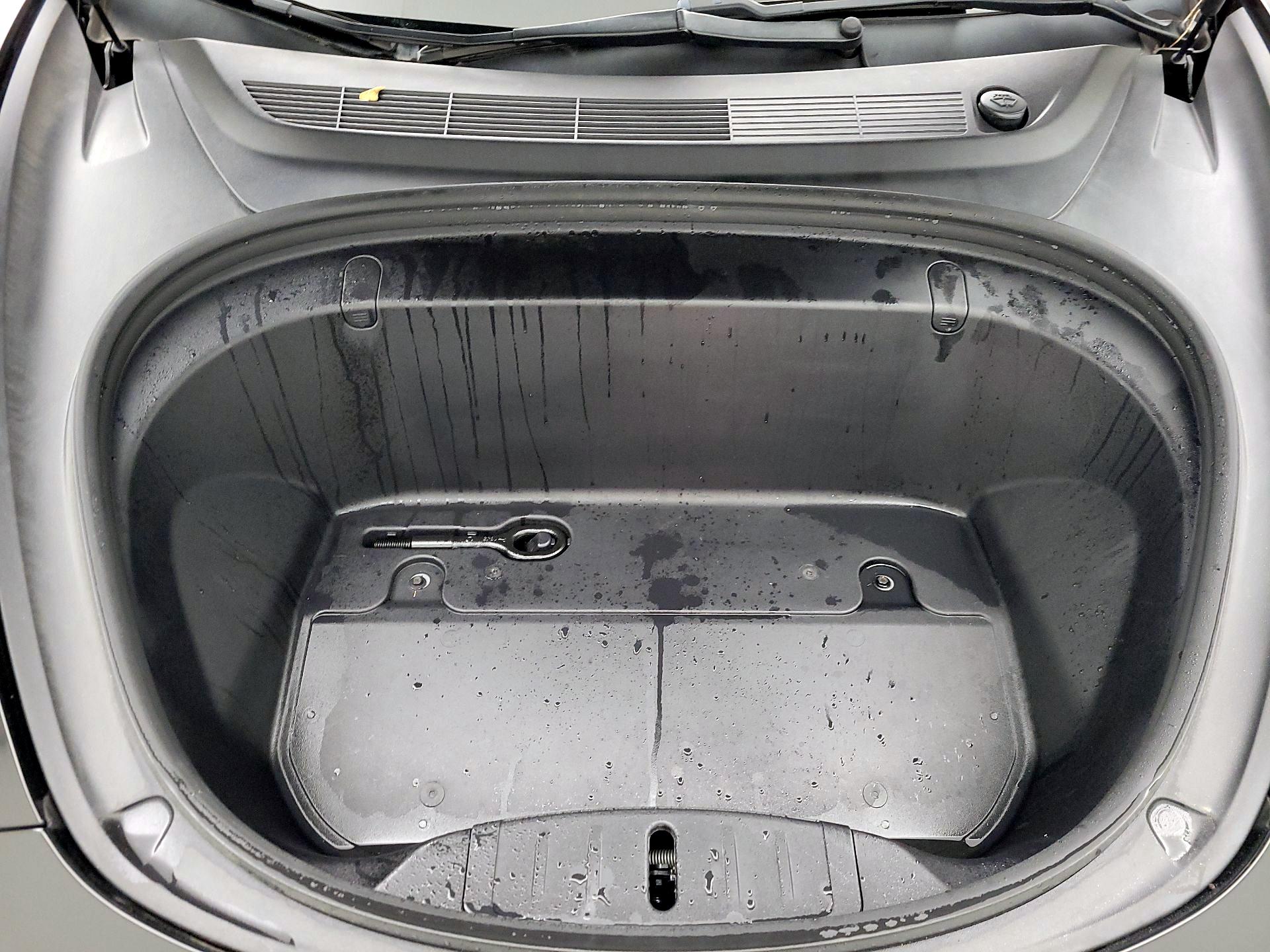 Thumbnail: 2019 Tesla Model 3 - 20