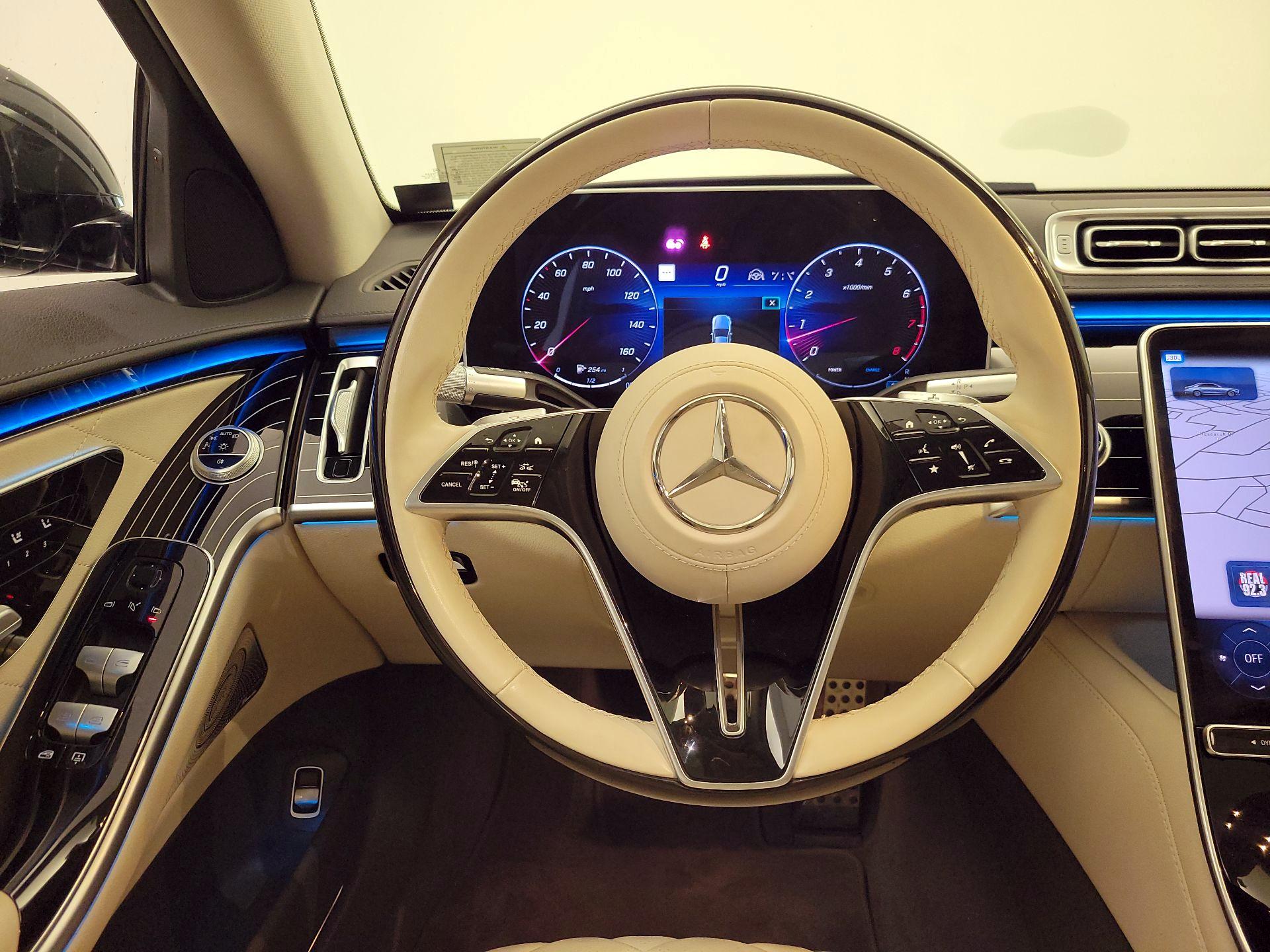 Thumbnail: 2021 Mercedes-Benz S-Class - 10