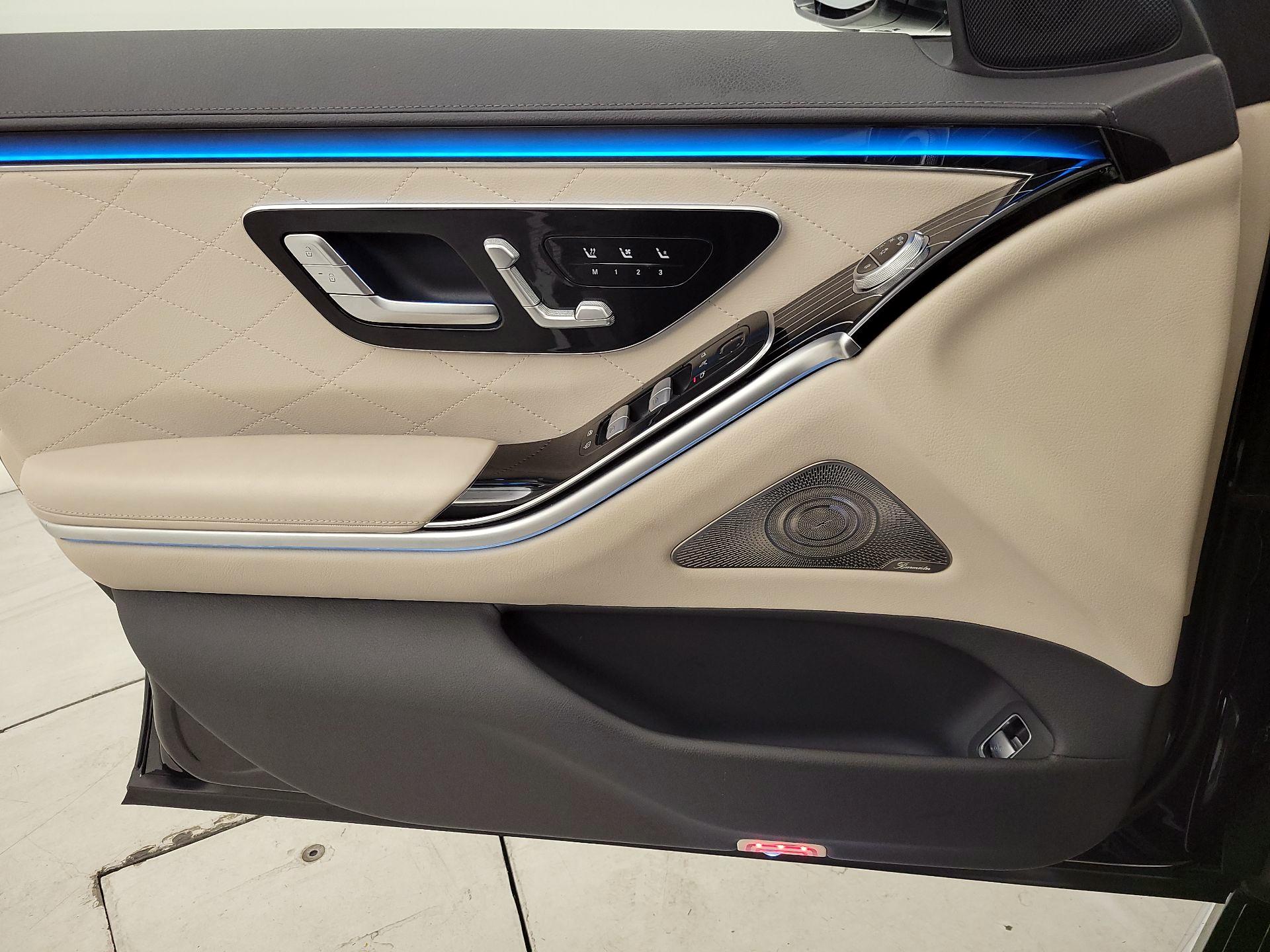 Thumbnail: 2021 Mercedes-Benz S-Class - 12