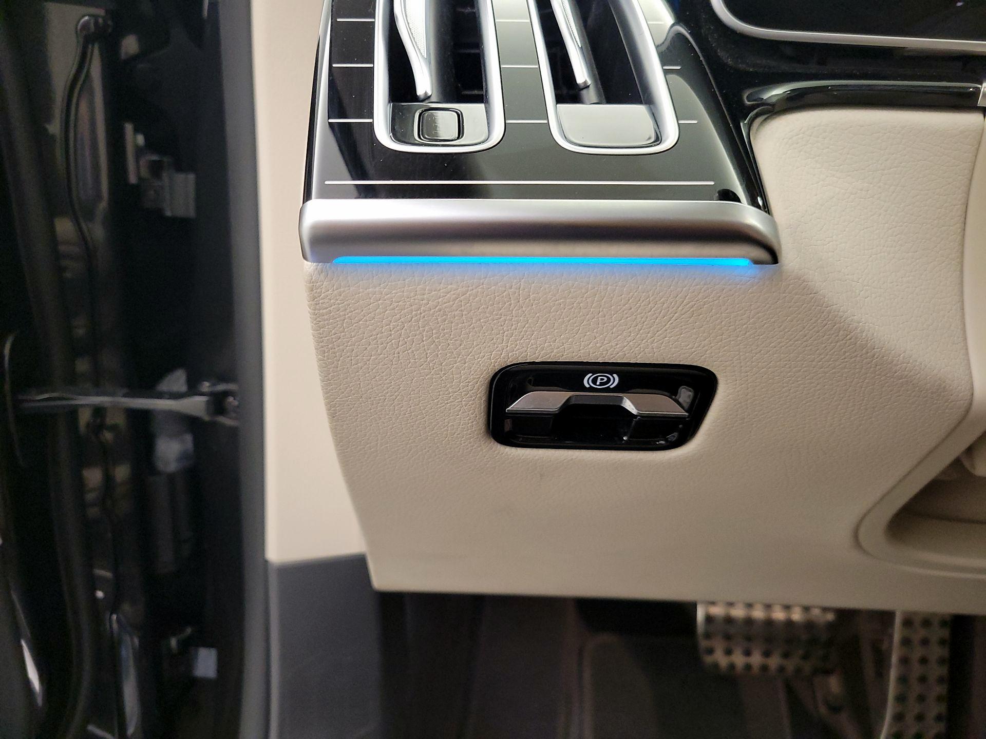 Thumbnail: 2021 Mercedes-Benz S-Class - 13