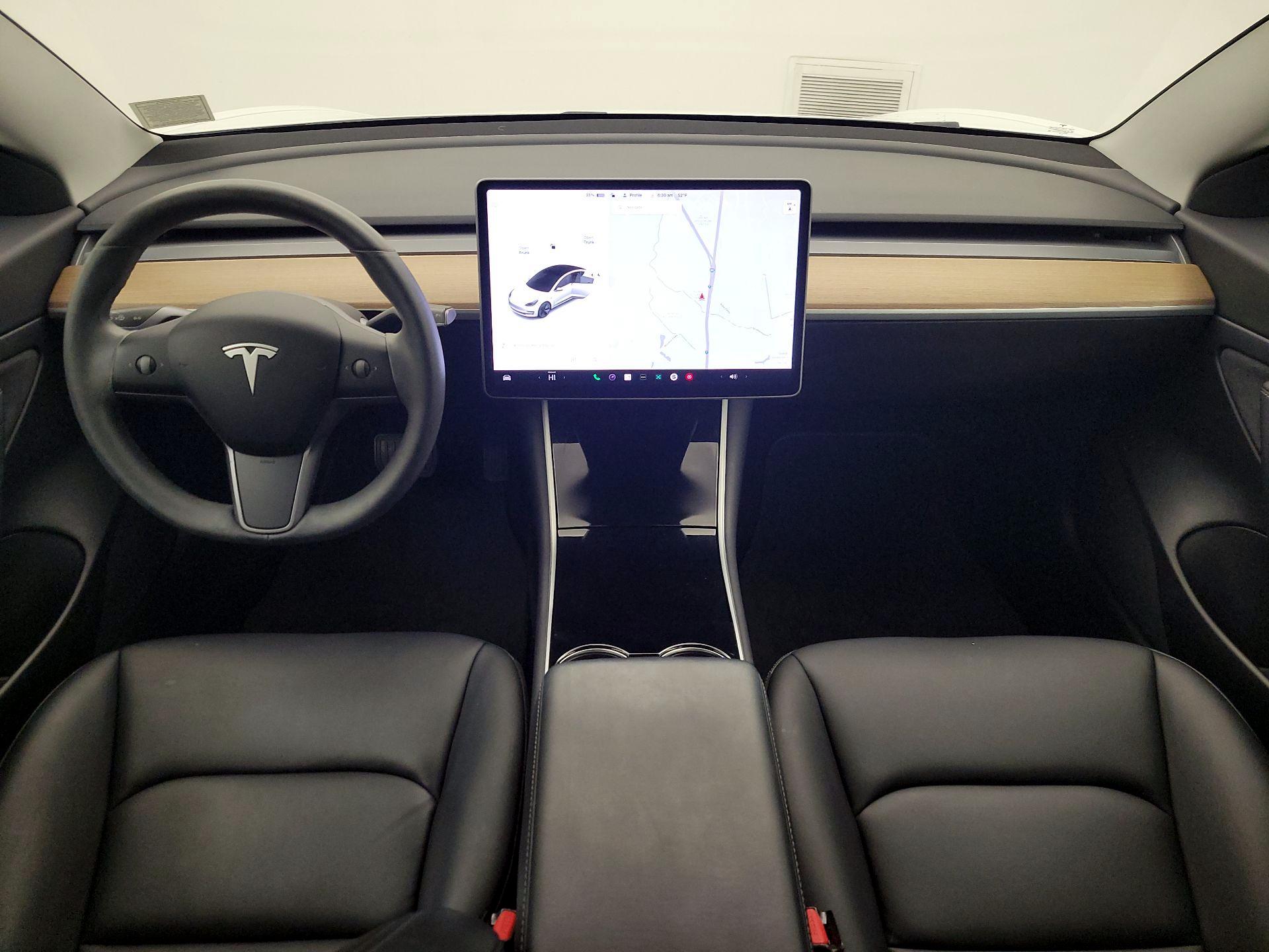 Thumbnail: 2020 Tesla Model 3 - 9