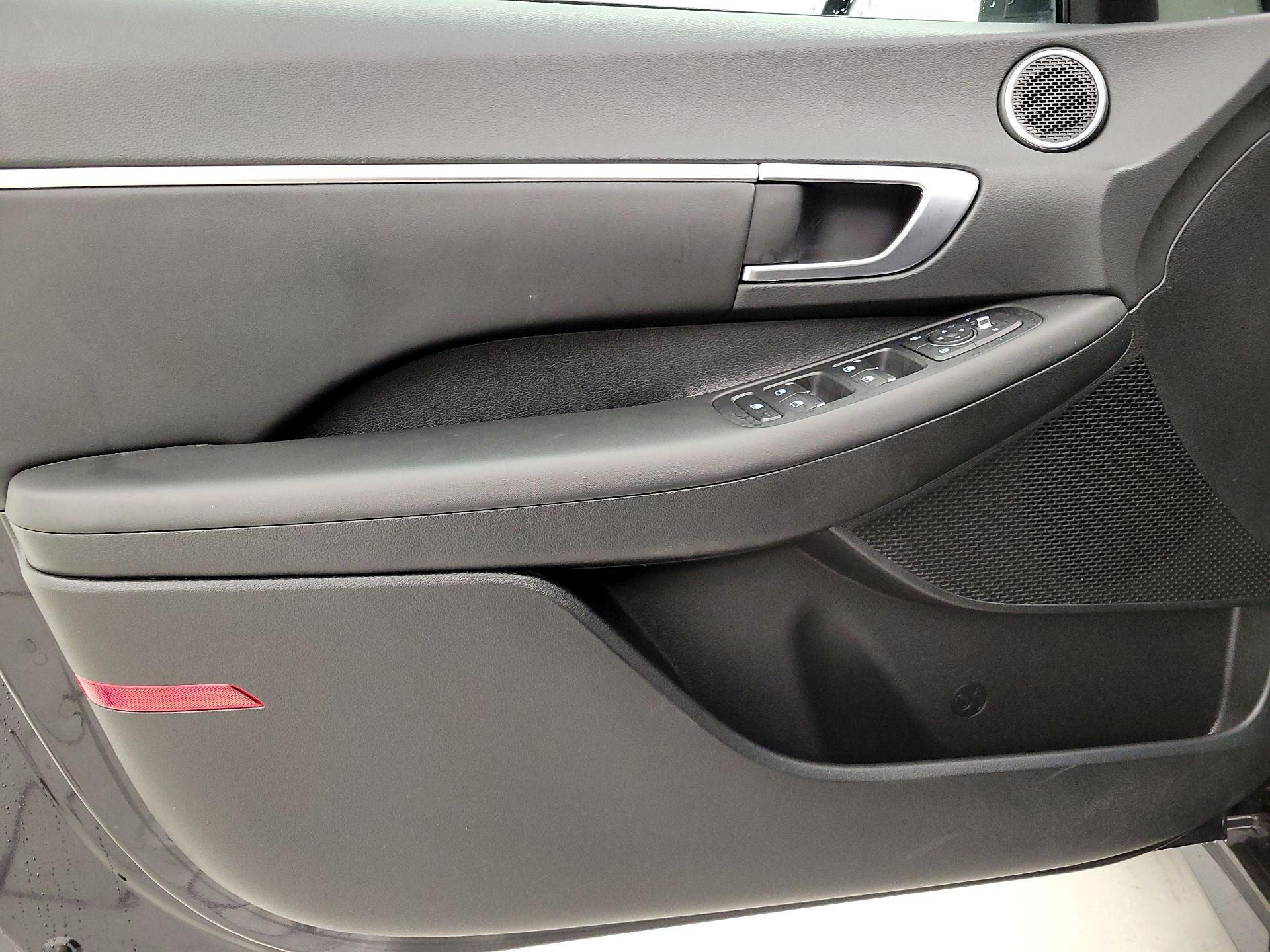 Thumbnail: 2023 Hyundai Sonata - 12