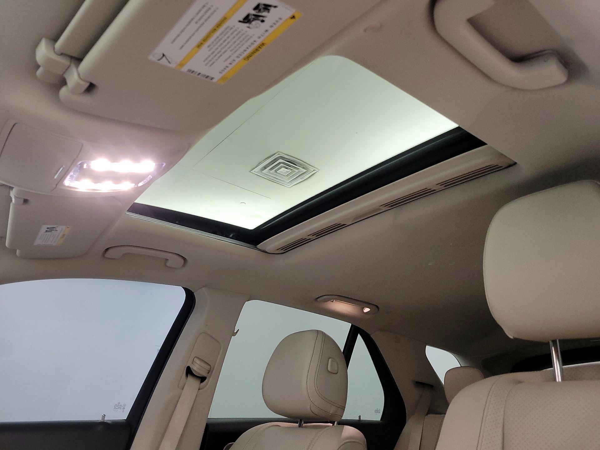 Thumbnail: 2020 Mercedes-Benz GLE - 20