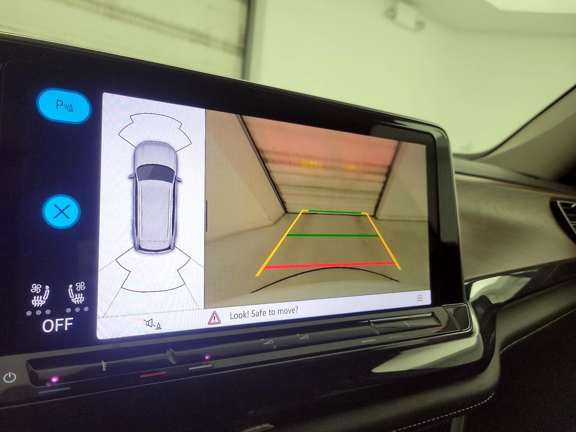 Thumbnail: 2024 Volkswagen Atlas - 14