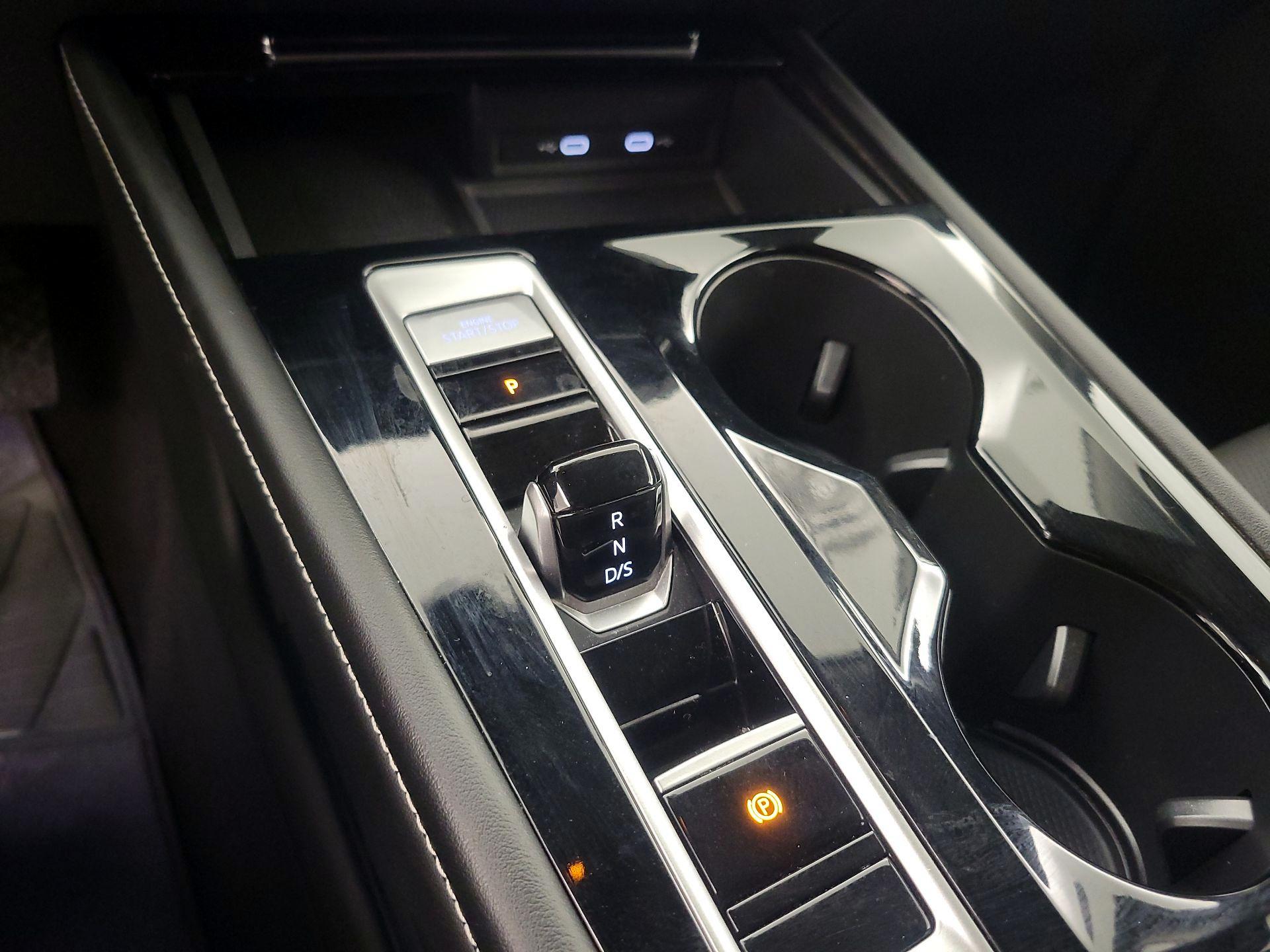 Thumbnail: 2024 Volkswagen Atlas - 17