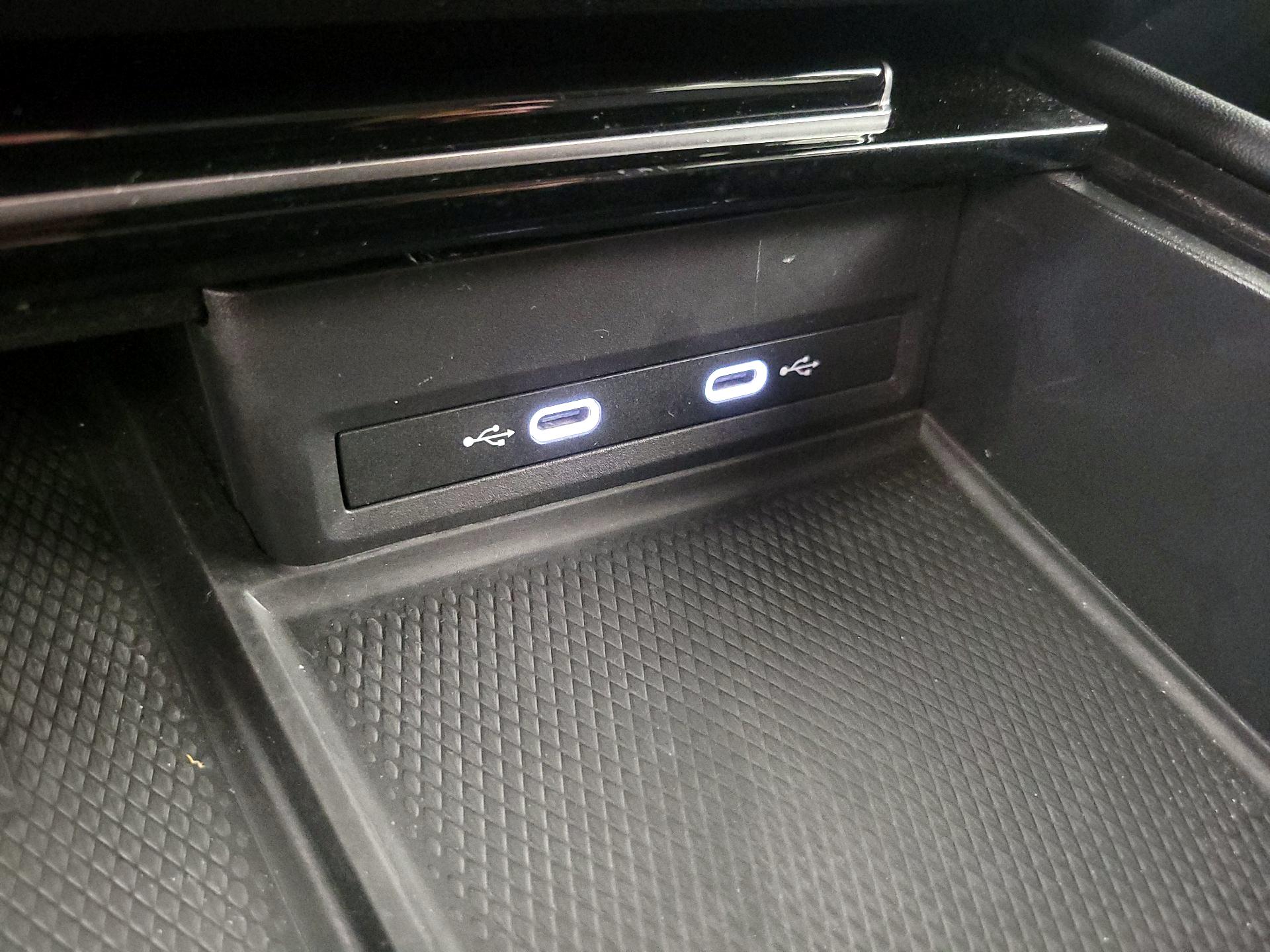 Thumbnail: 2024 Volkswagen Atlas - 18