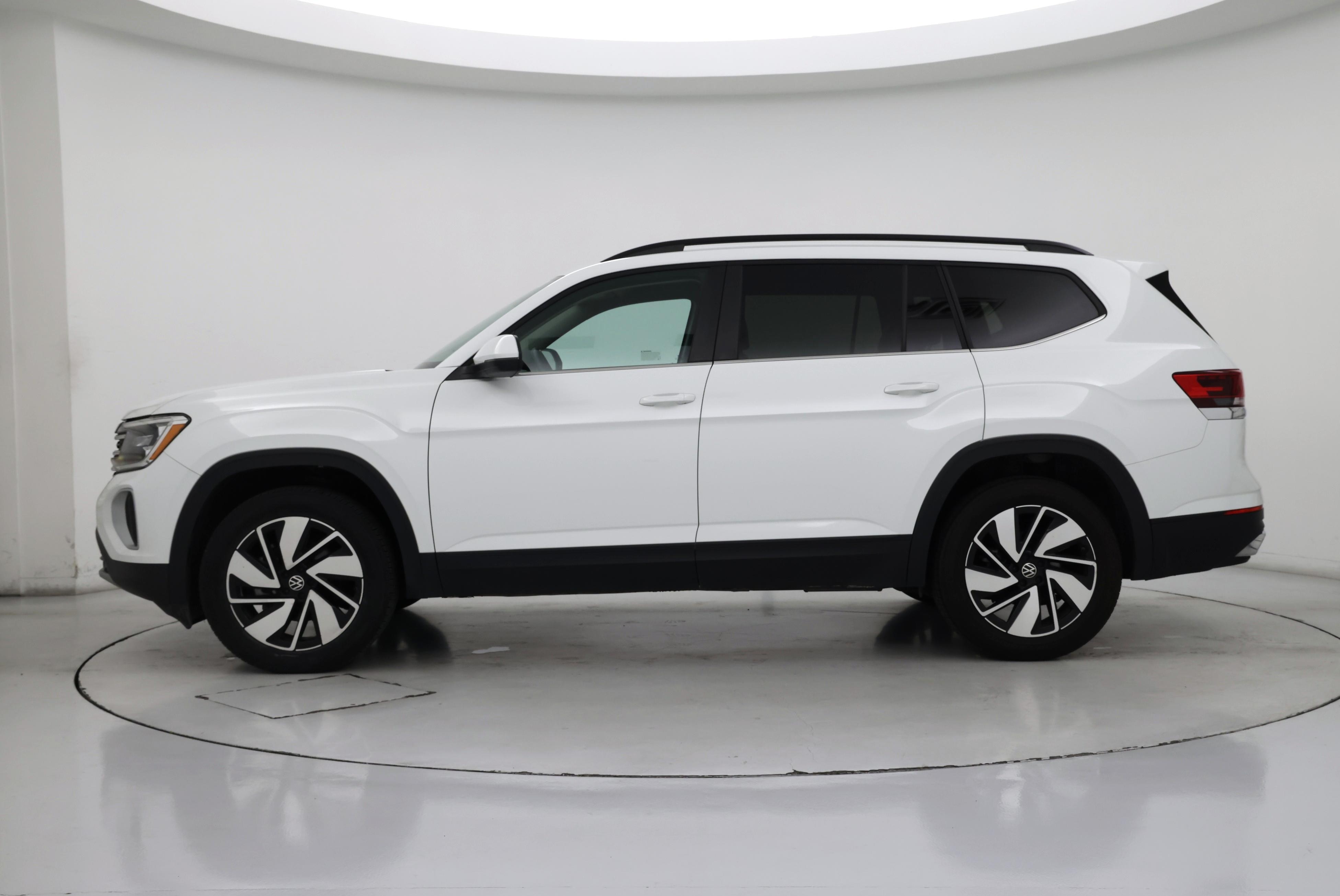 Thumbnail: 2024 Volkswagen Atlas - 3