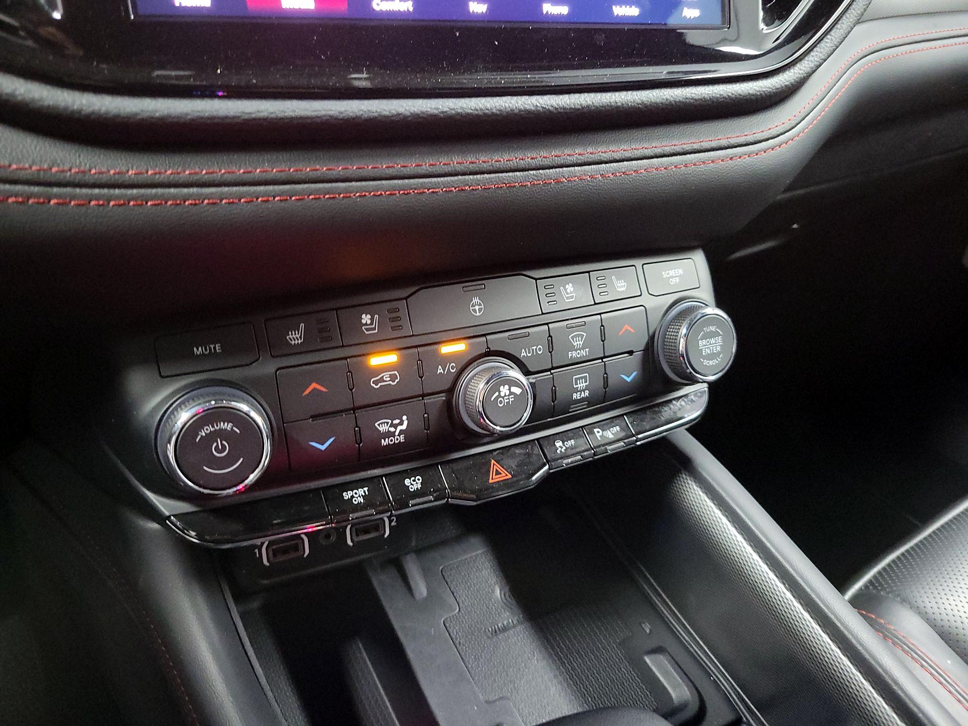 Thumbnail: 2024 Dodge Durango - 15