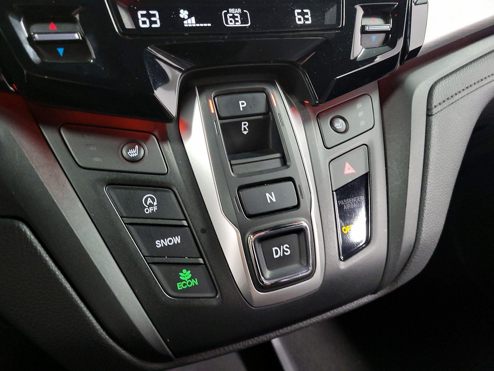 Thumbnail: 2023 Honda Odyssey - 16