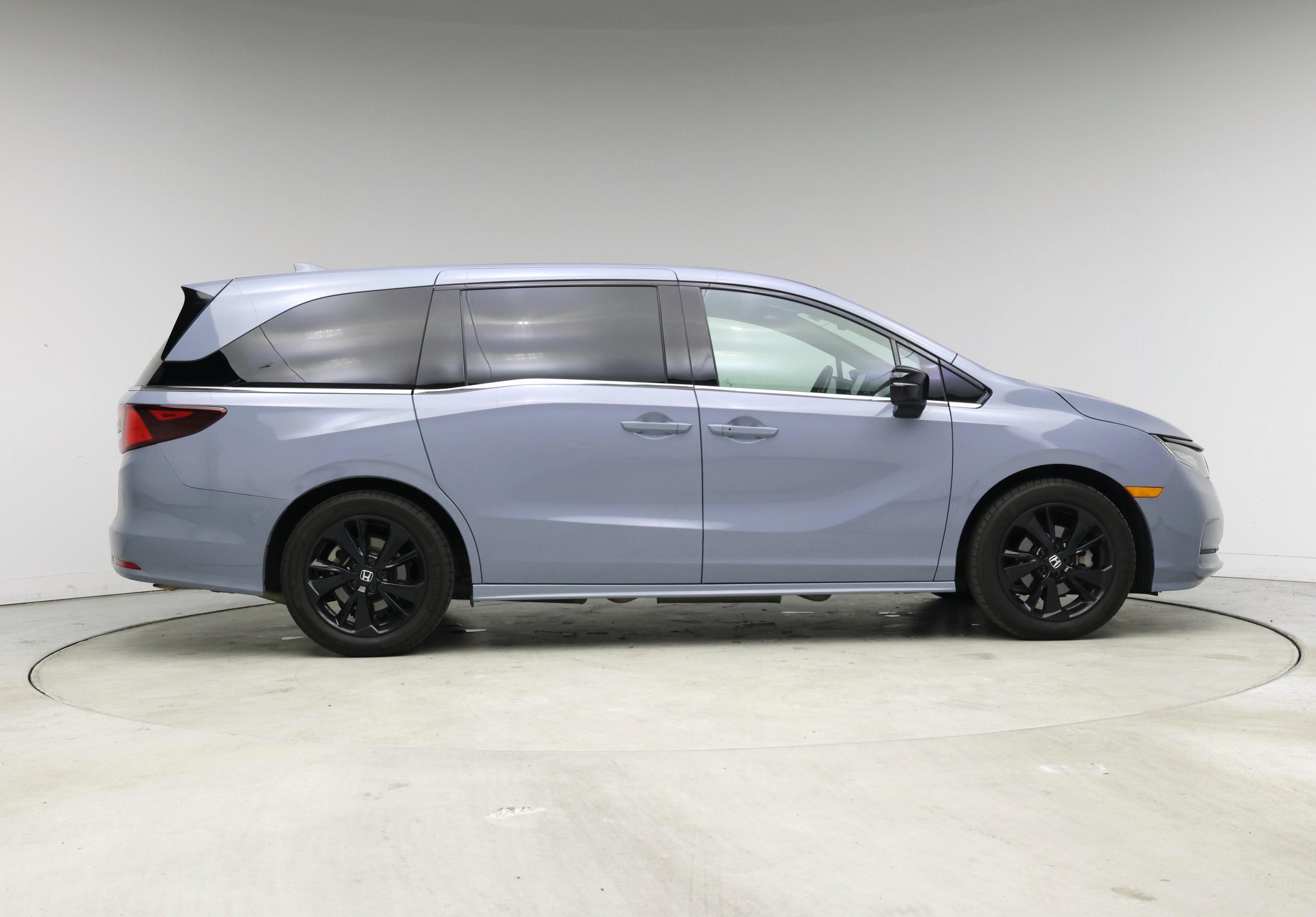 Thumbnail: 2023 Honda Odyssey - 7
