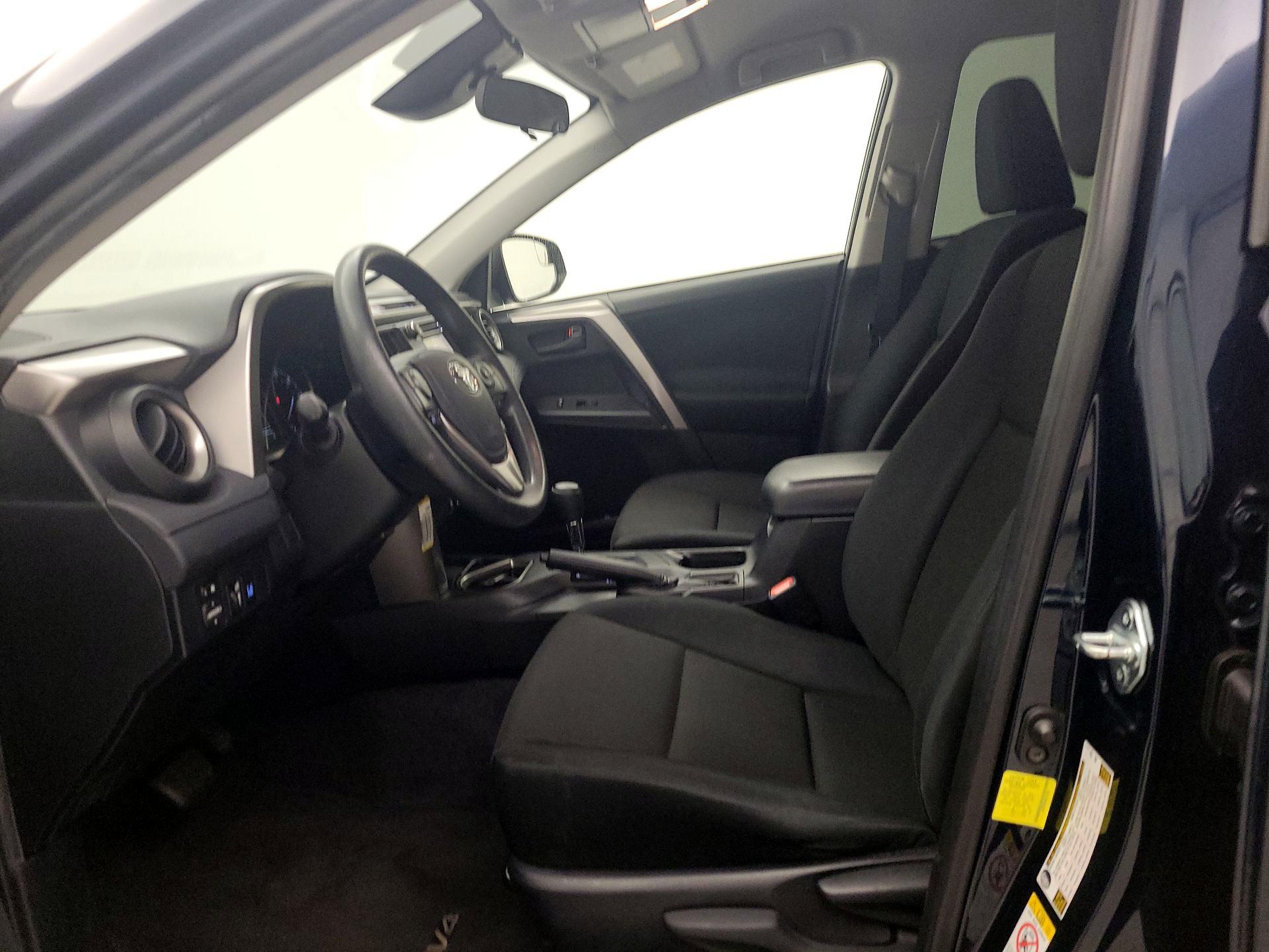 Thumbnail: 2017 Toyota RAV4 - 11