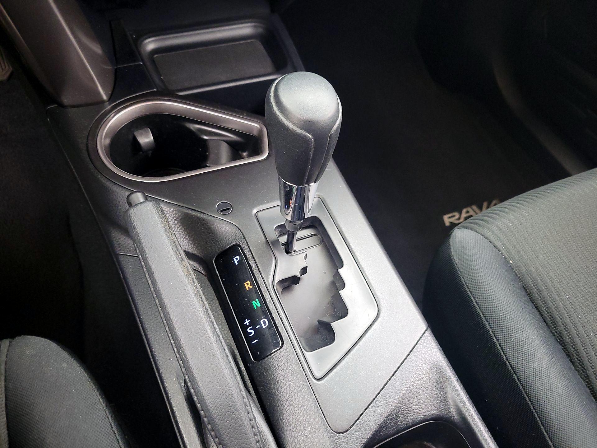 Thumbnail: 2017 Toyota RAV4 - 17