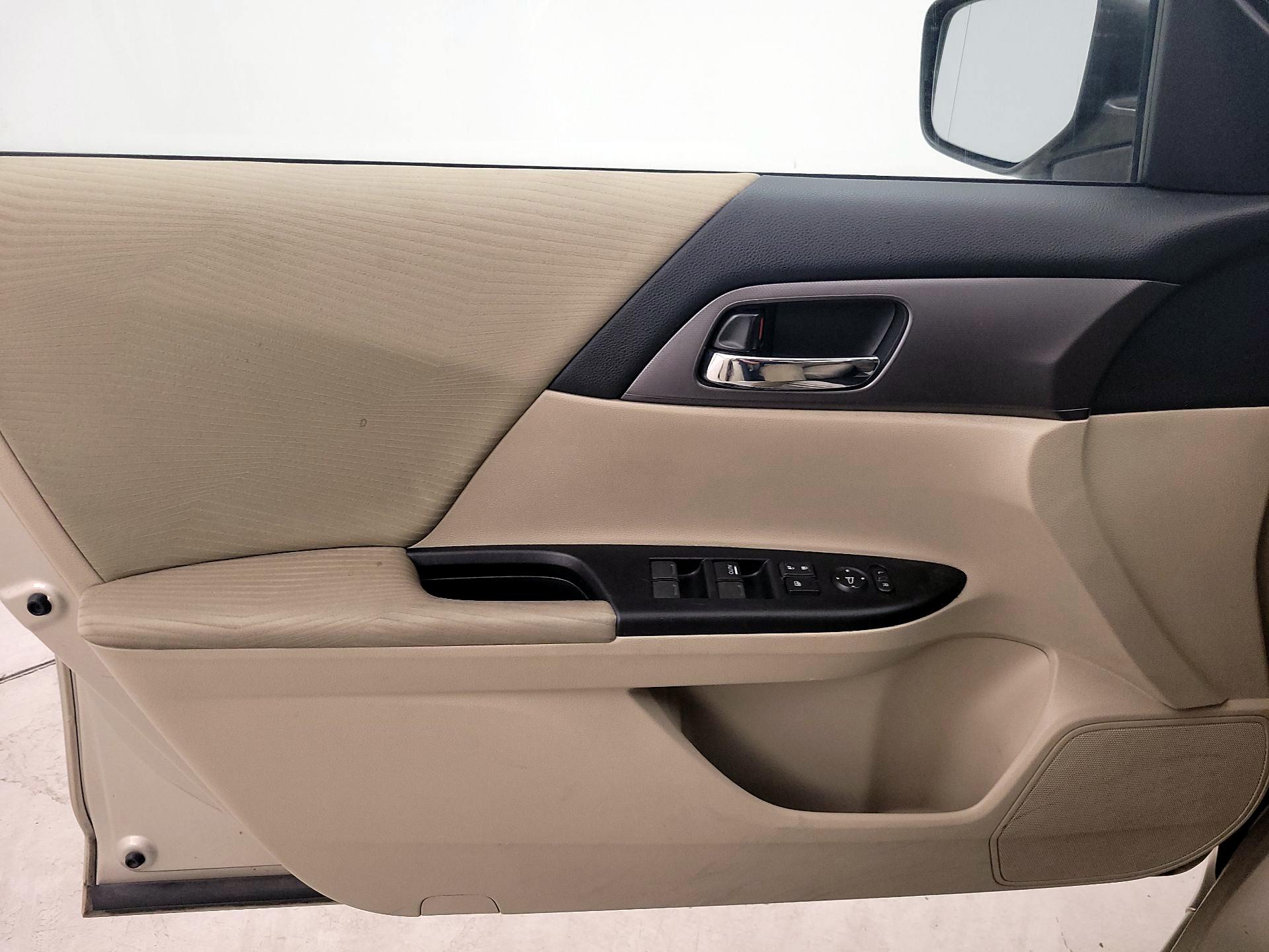 Thumbnail: 2014 Honda Accord - 12