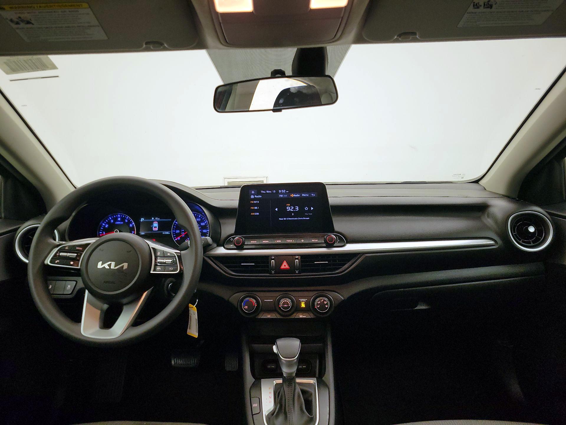 Thumbnail: 2023 Kia Forte - 9