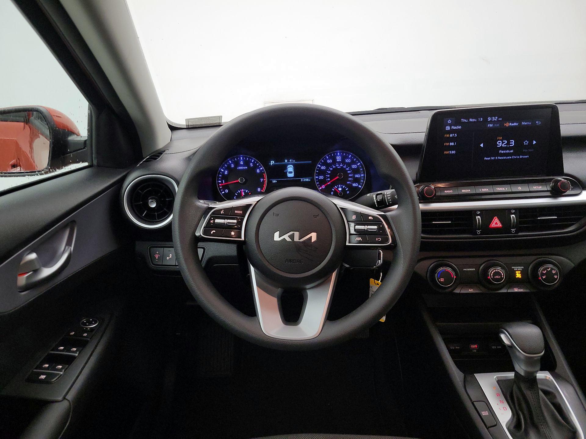 Thumbnail: 2023 Kia Forte - 10