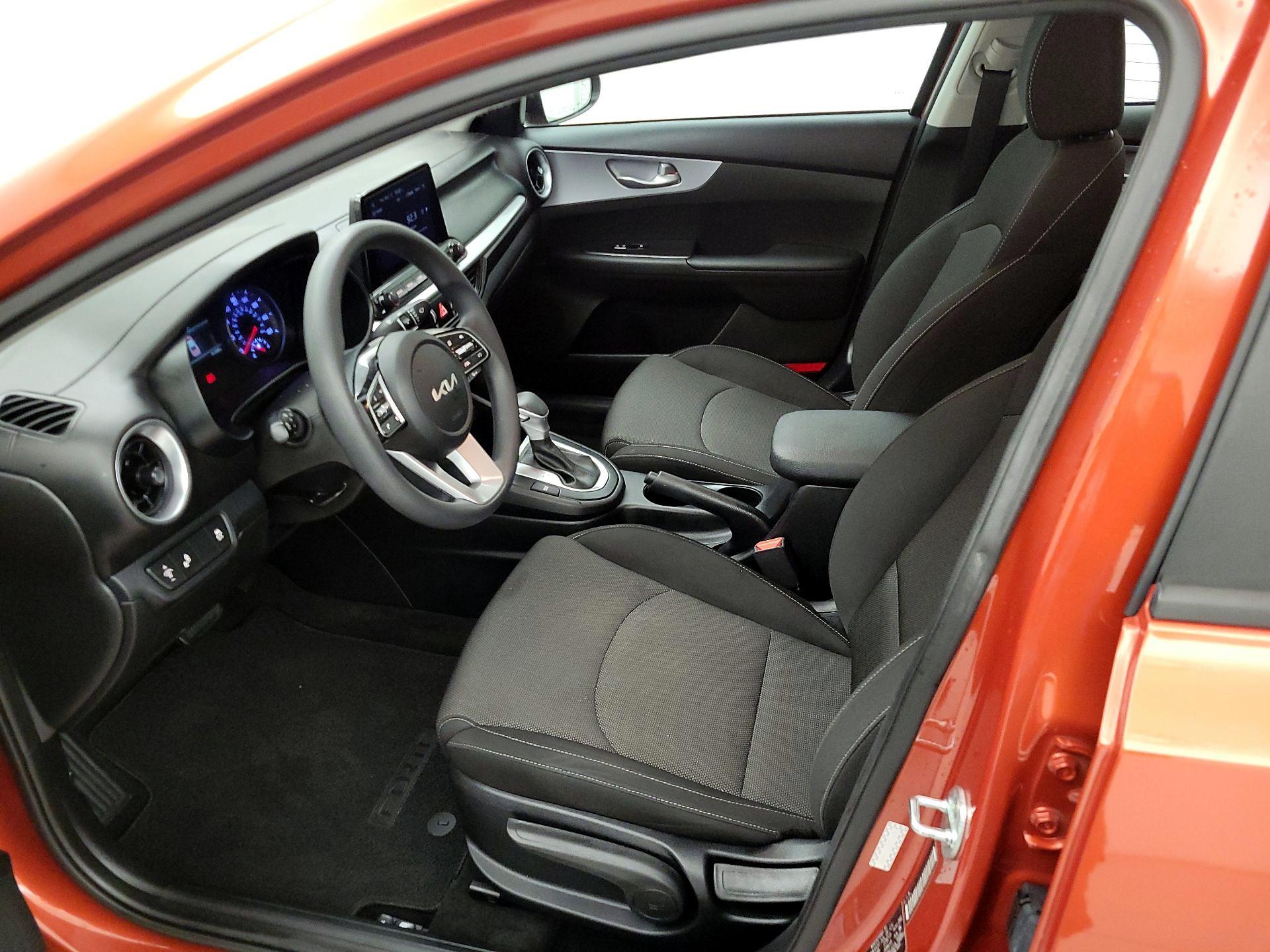 Thumbnail: 2023 Kia Forte - 11