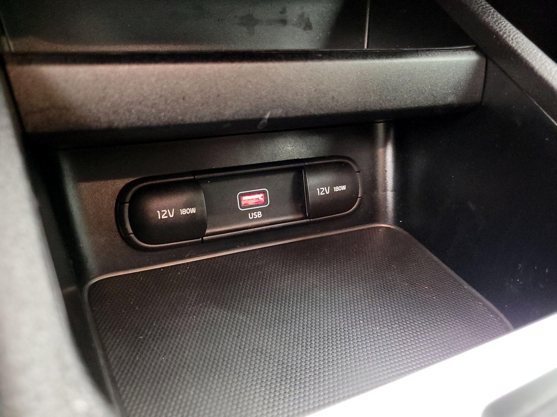 Thumbnail: 2023 Kia Forte - 18