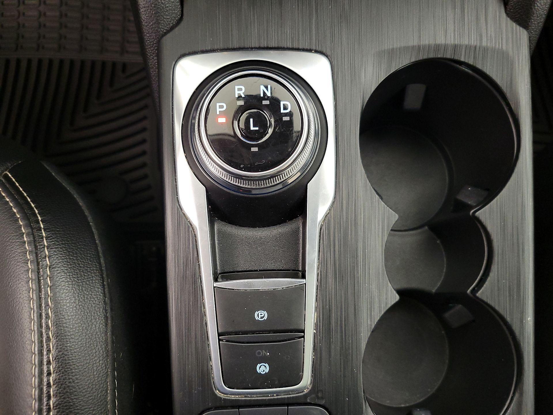 Thumbnail: 2022 Ford Escape - 18