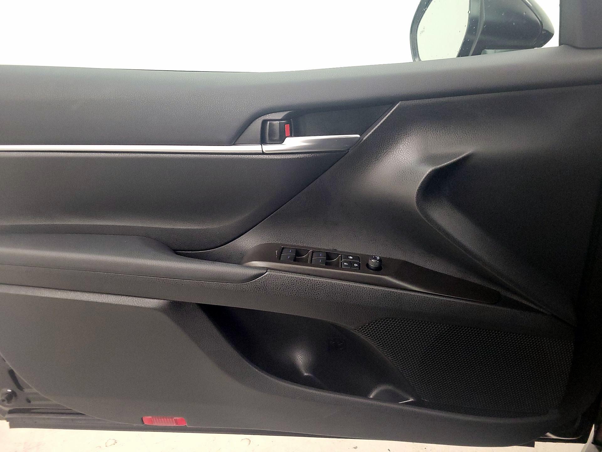 Thumbnail: 2024 Toyota Camry - 12