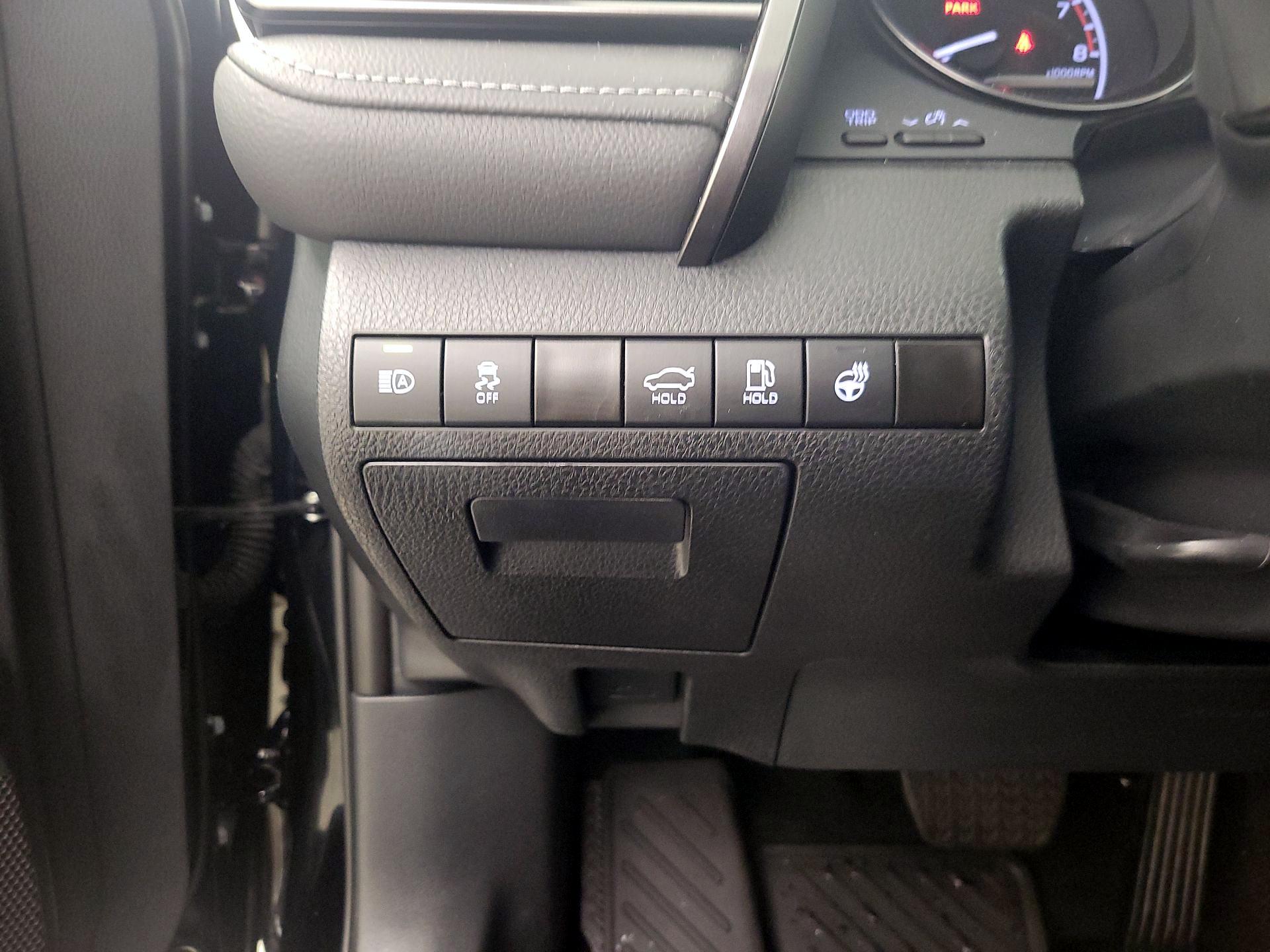 Thumbnail: 2024 Toyota Camry - 13