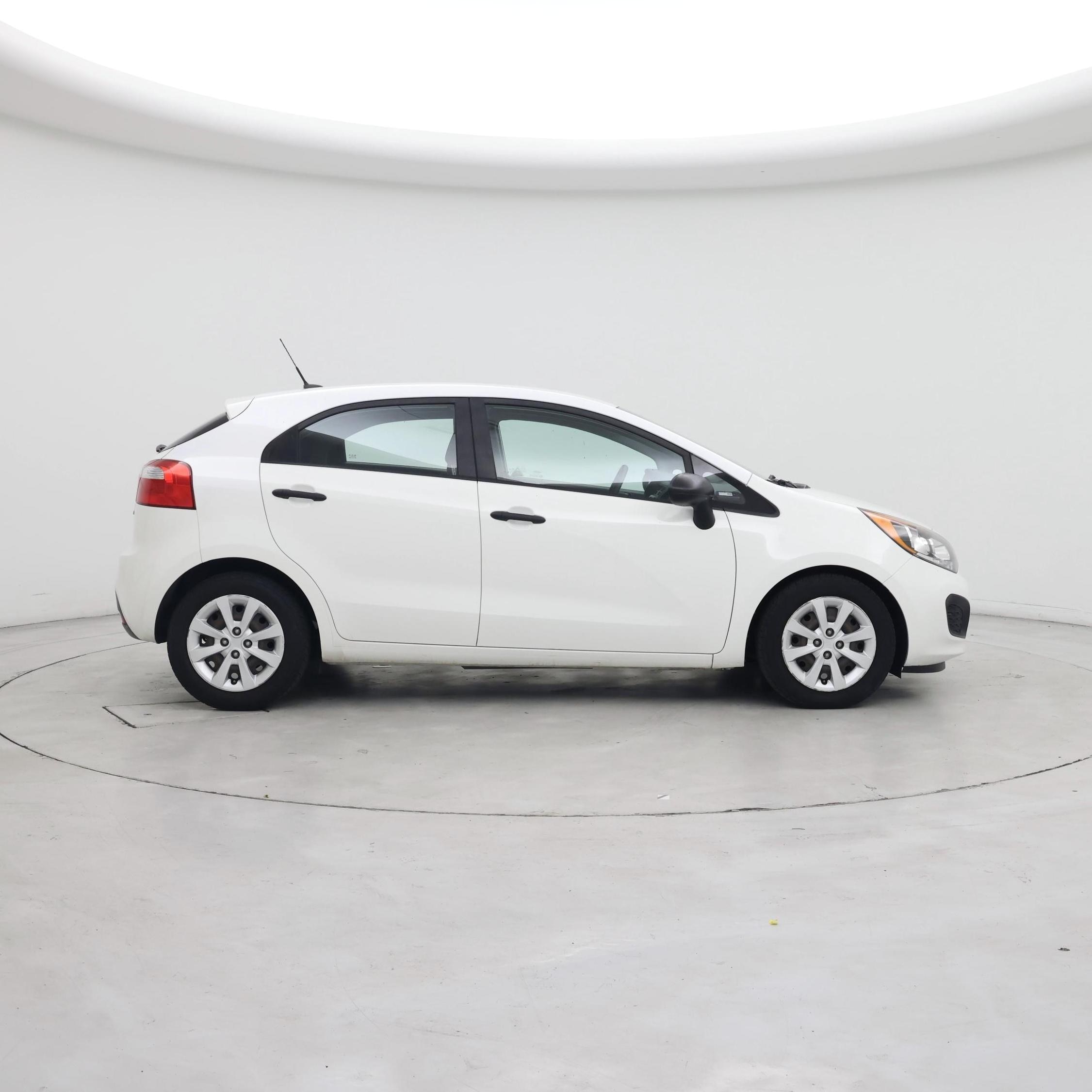 Thumbnail: 2014 Kia Rio5 - 7