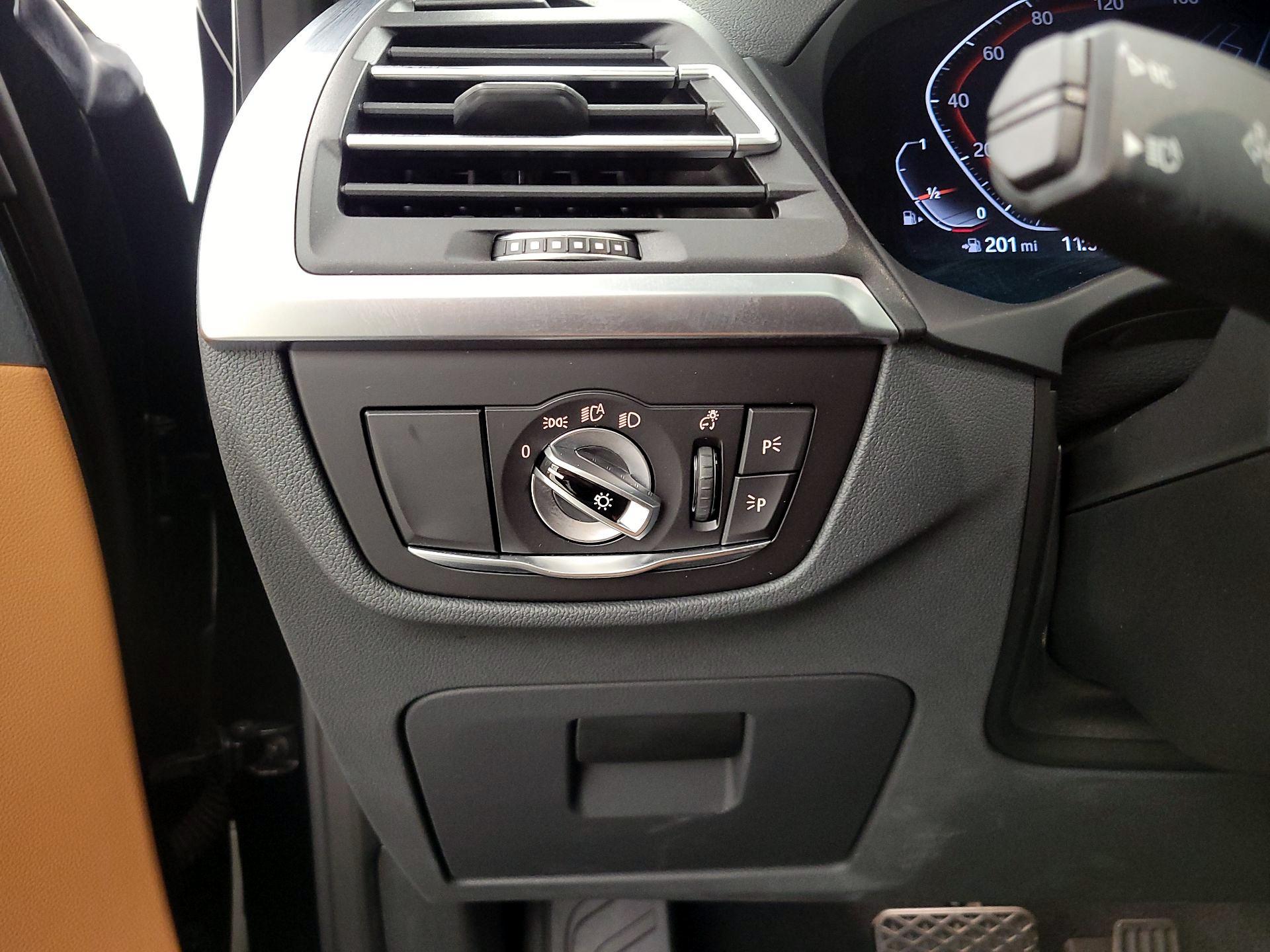 Thumbnail: 2022 BMW X3 - 13