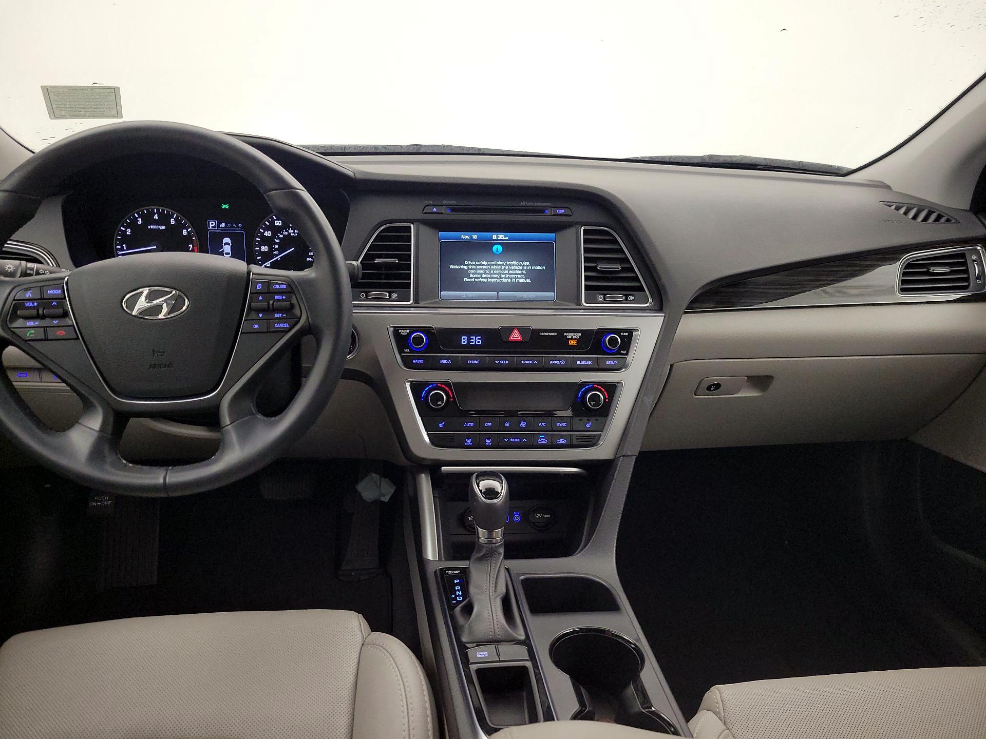 Thumbnail: 2016 Hyundai Sonata - 9