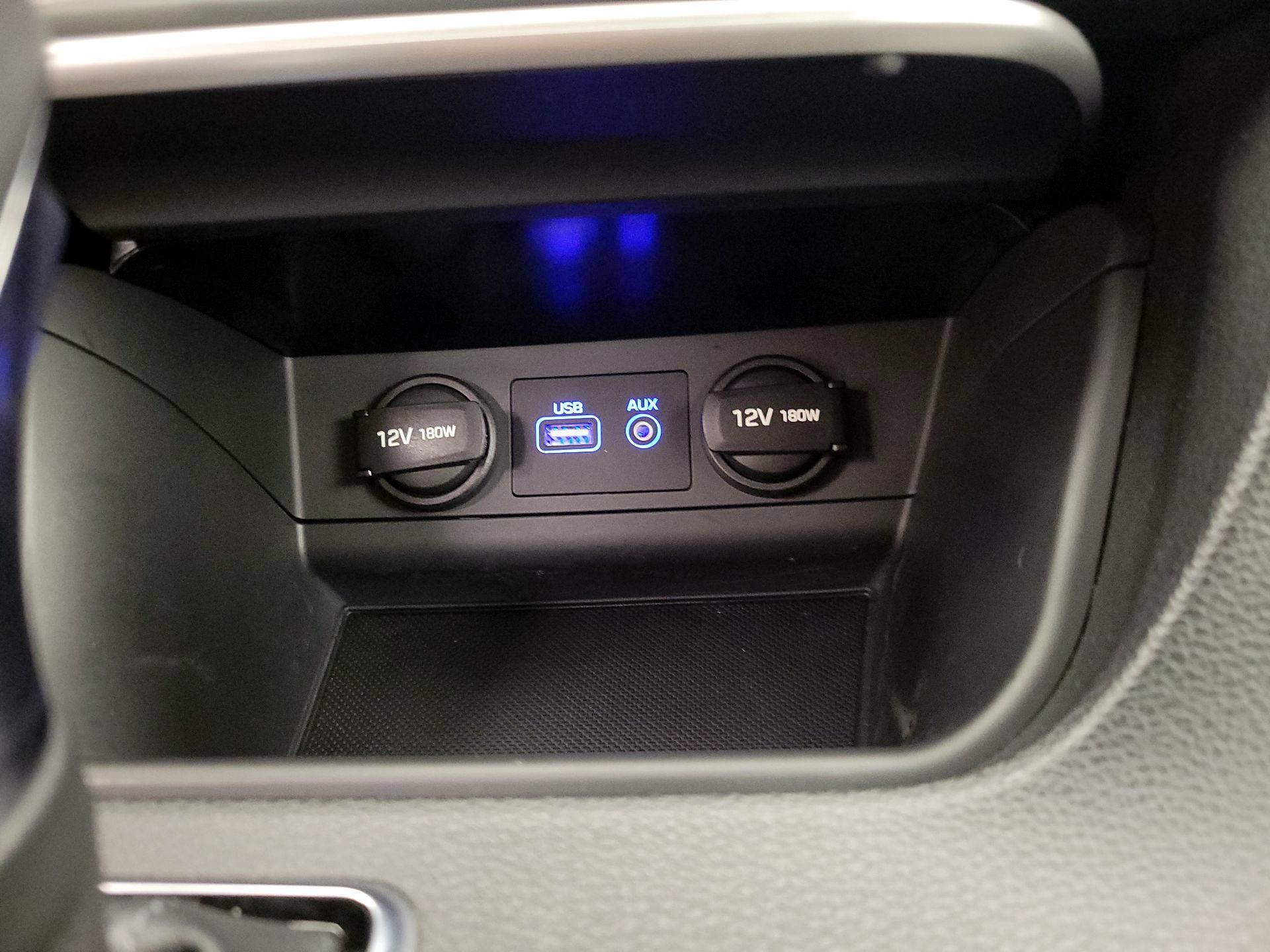 Thumbnail: 2016 Hyundai Sonata - 18