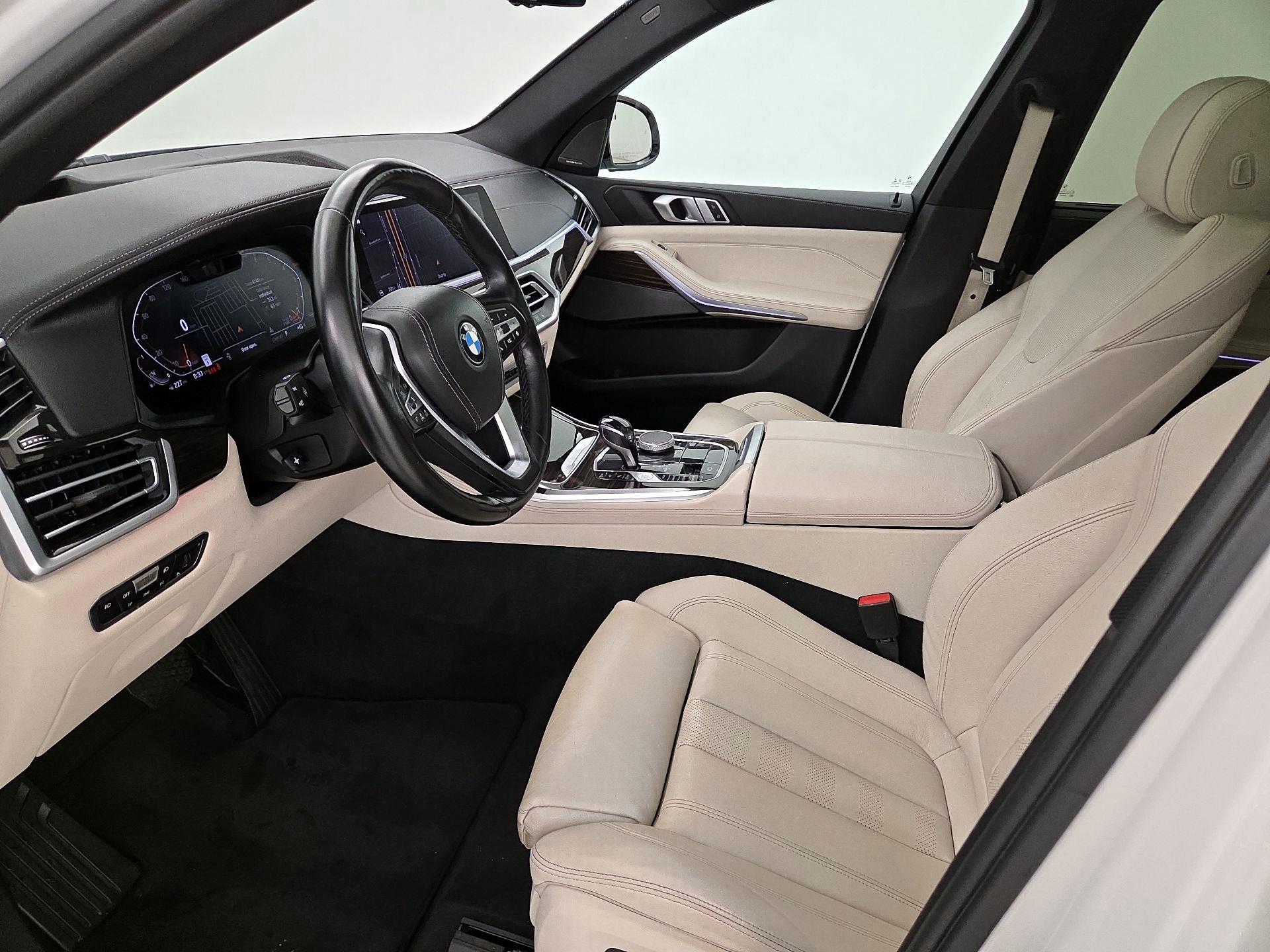 Thumbnail: 2020 BMW X5 - 11