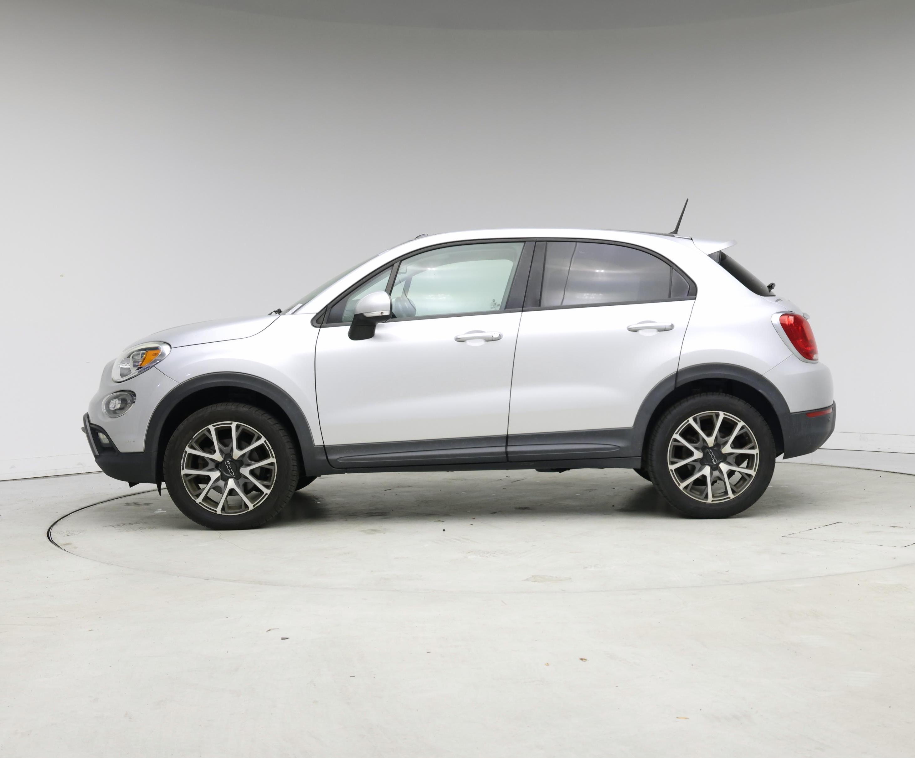 Thumbnail: 2016 Fiat 500X - 3