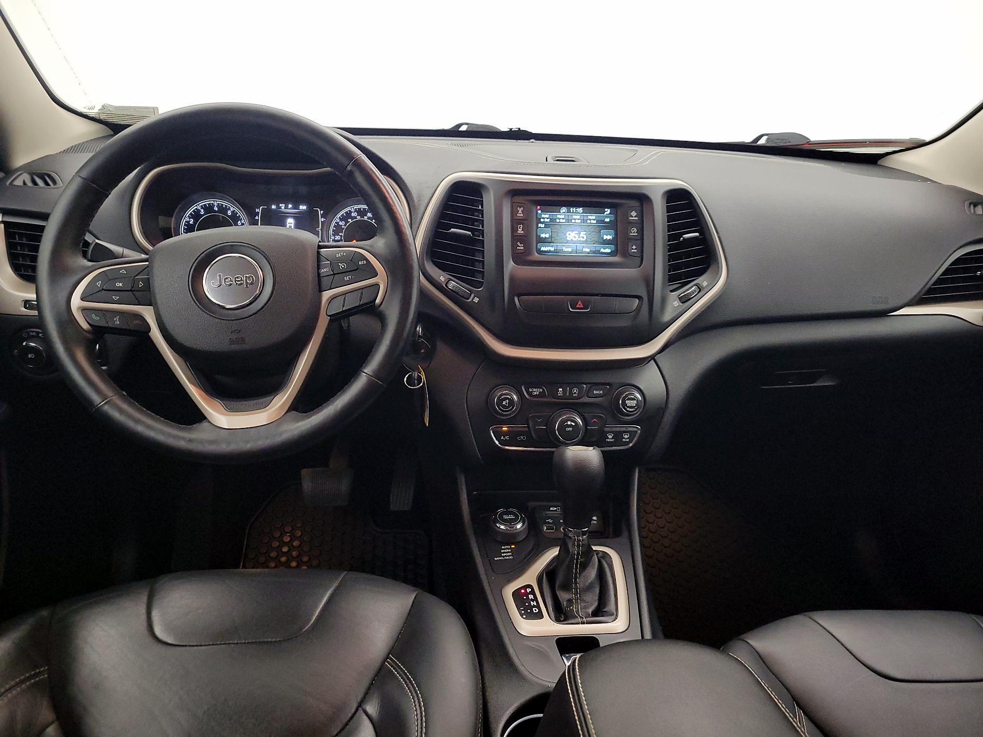 Thumbnail: 2015 Jeep Cherokee - 9