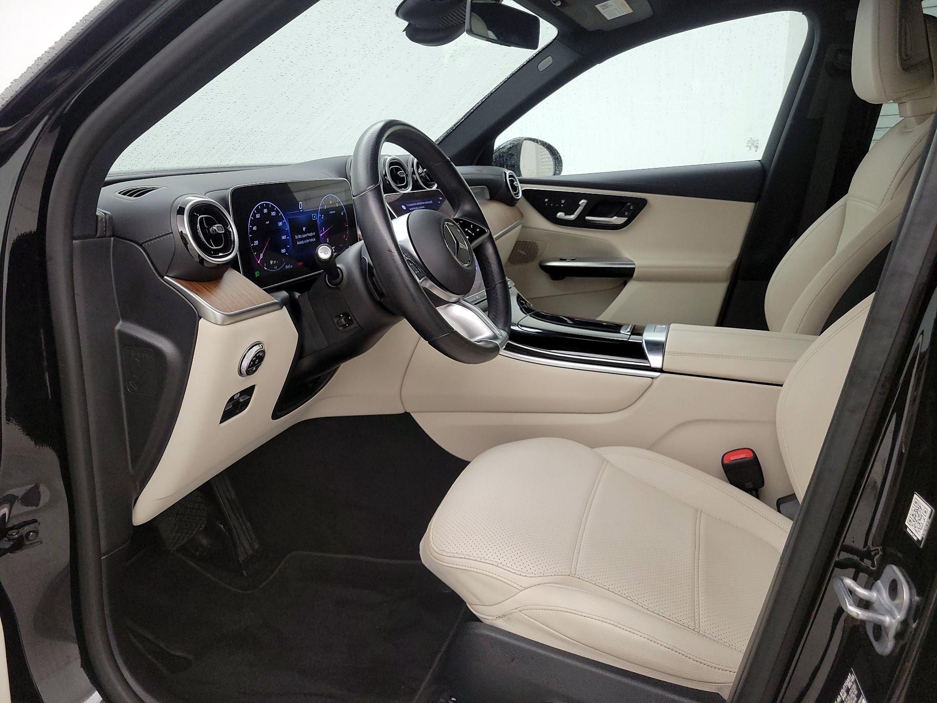 Thumbnail: 2024 Mercedes-Benz GLC - 11