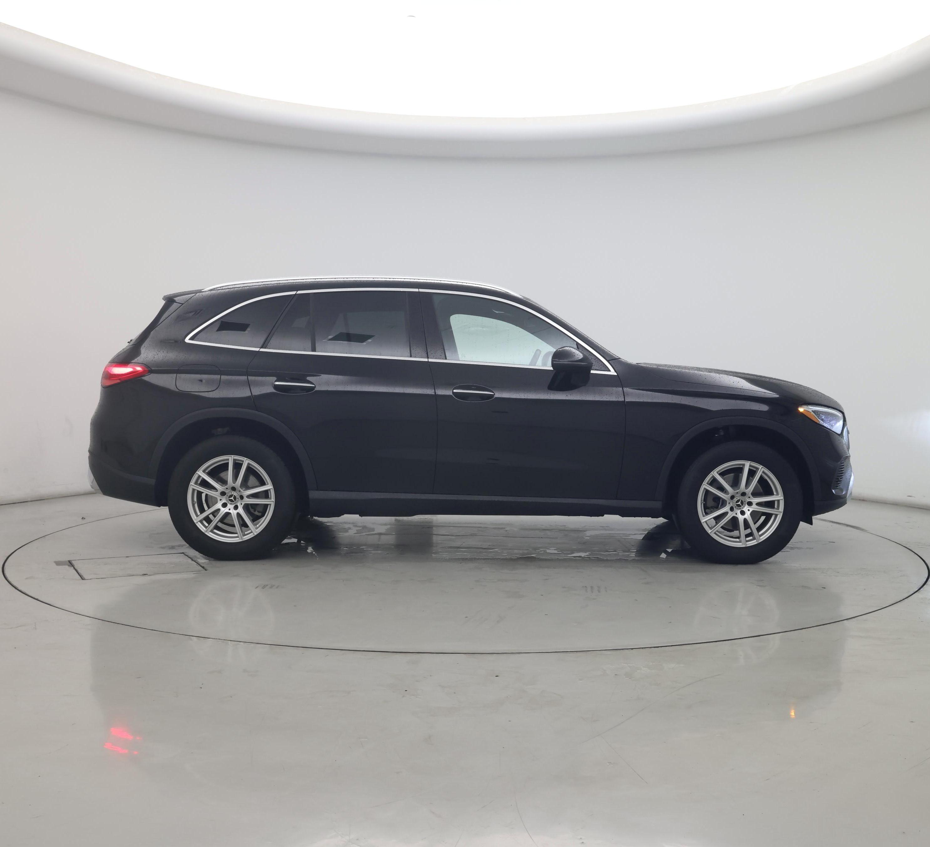 Thumbnail: 2024 Mercedes-Benz GLC - 7