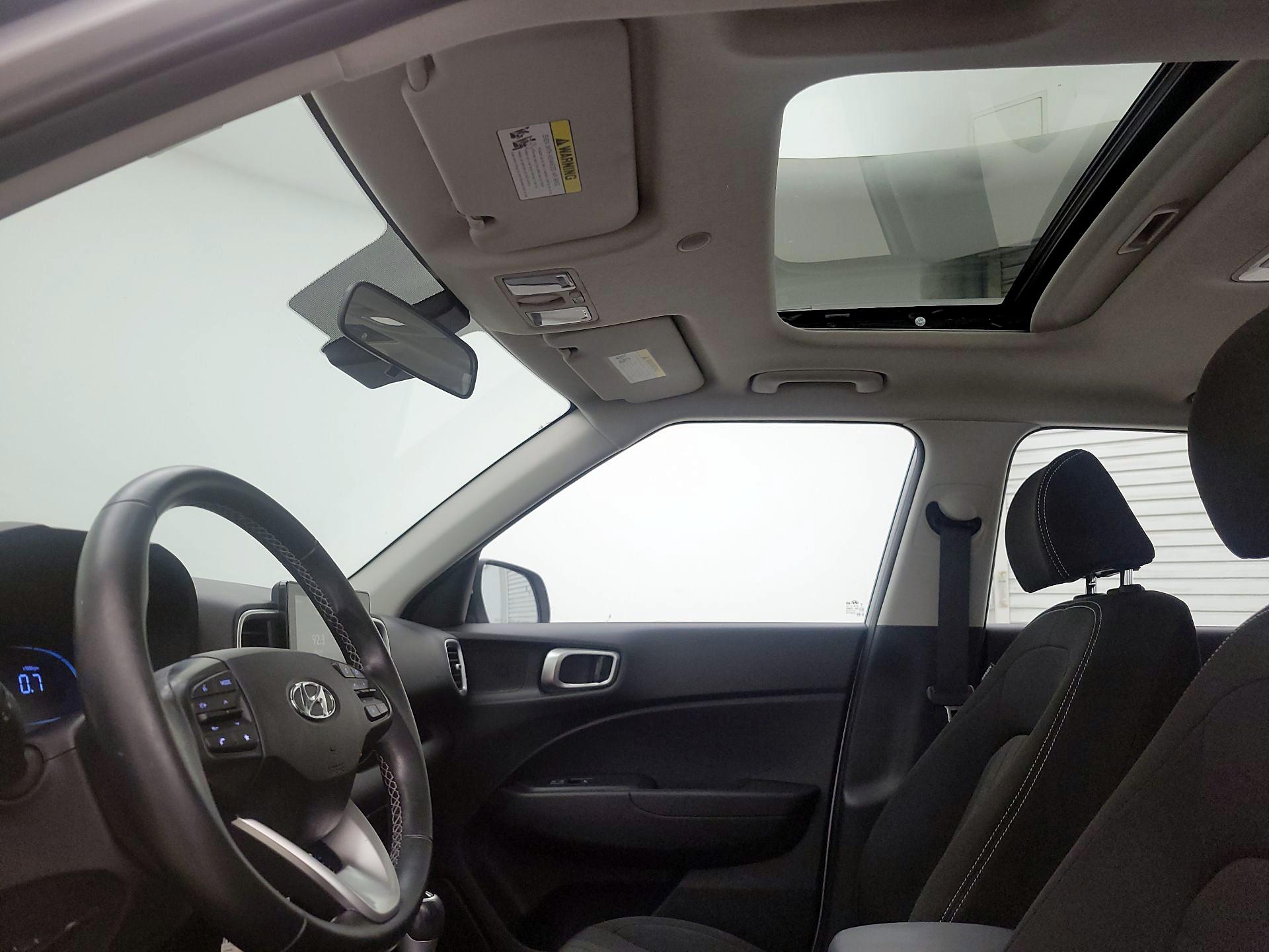 Thumbnail: 2023 Hyundai Venue - 19