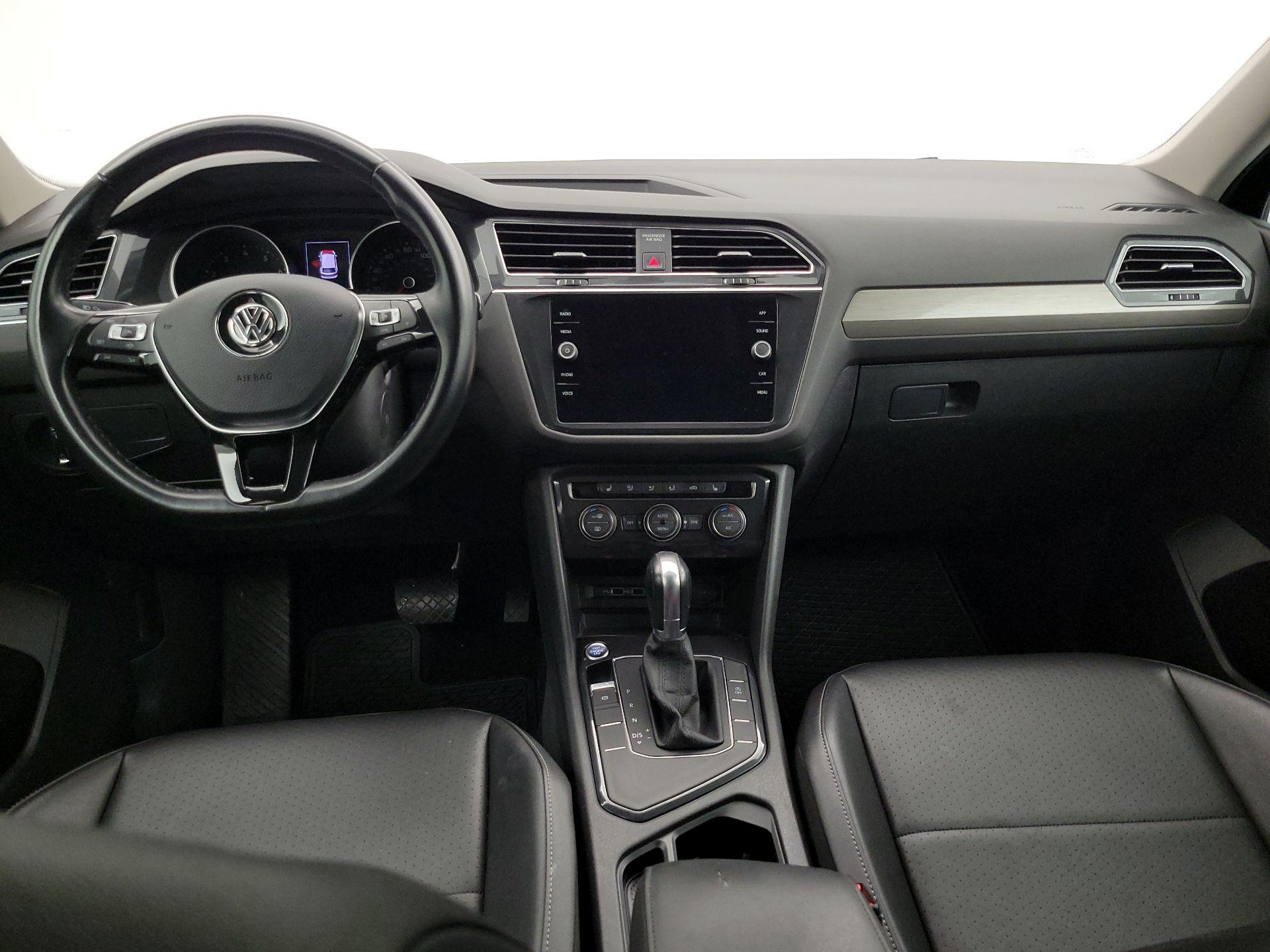 Thumbnail: 2019 Volkswagen Tiguan - 9