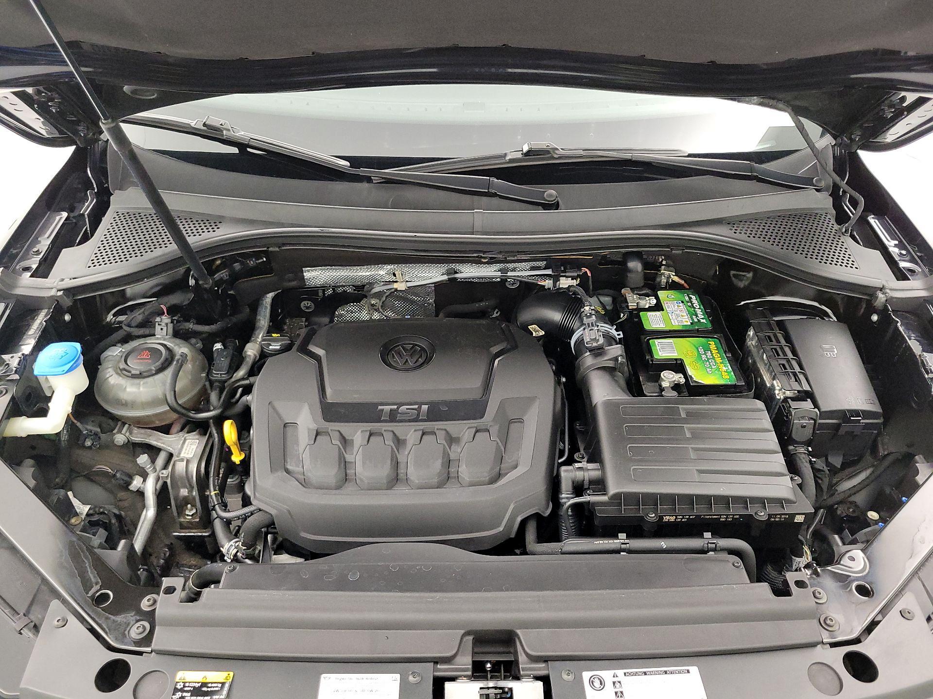 Thumbnail: 2019 Volkswagen Tiguan - 20