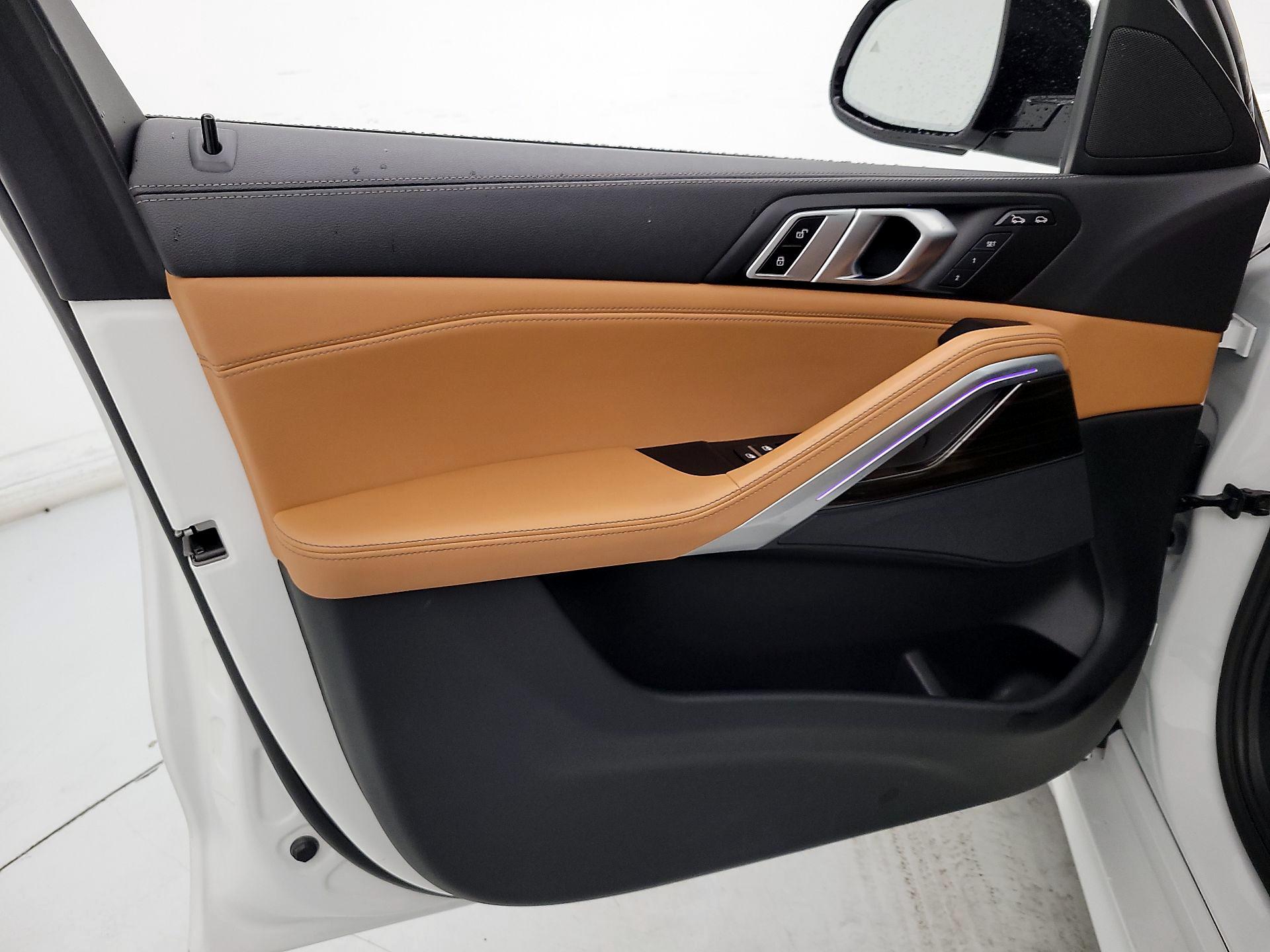 Thumbnail: 2023 BMW X6 - 12