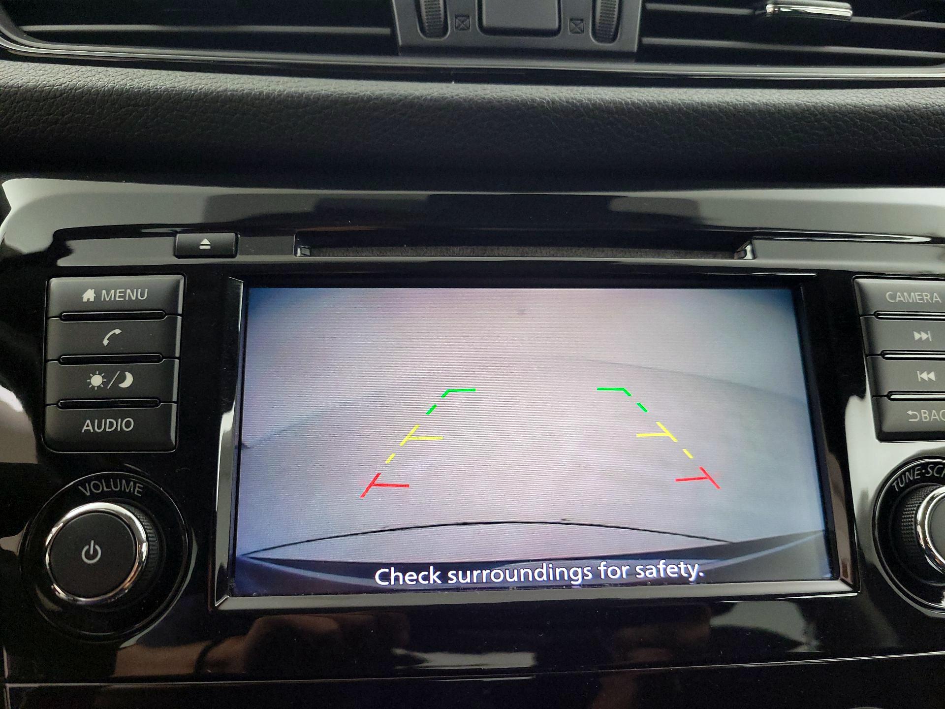 Thumbnail: 2019 Nissan Rogue - 14