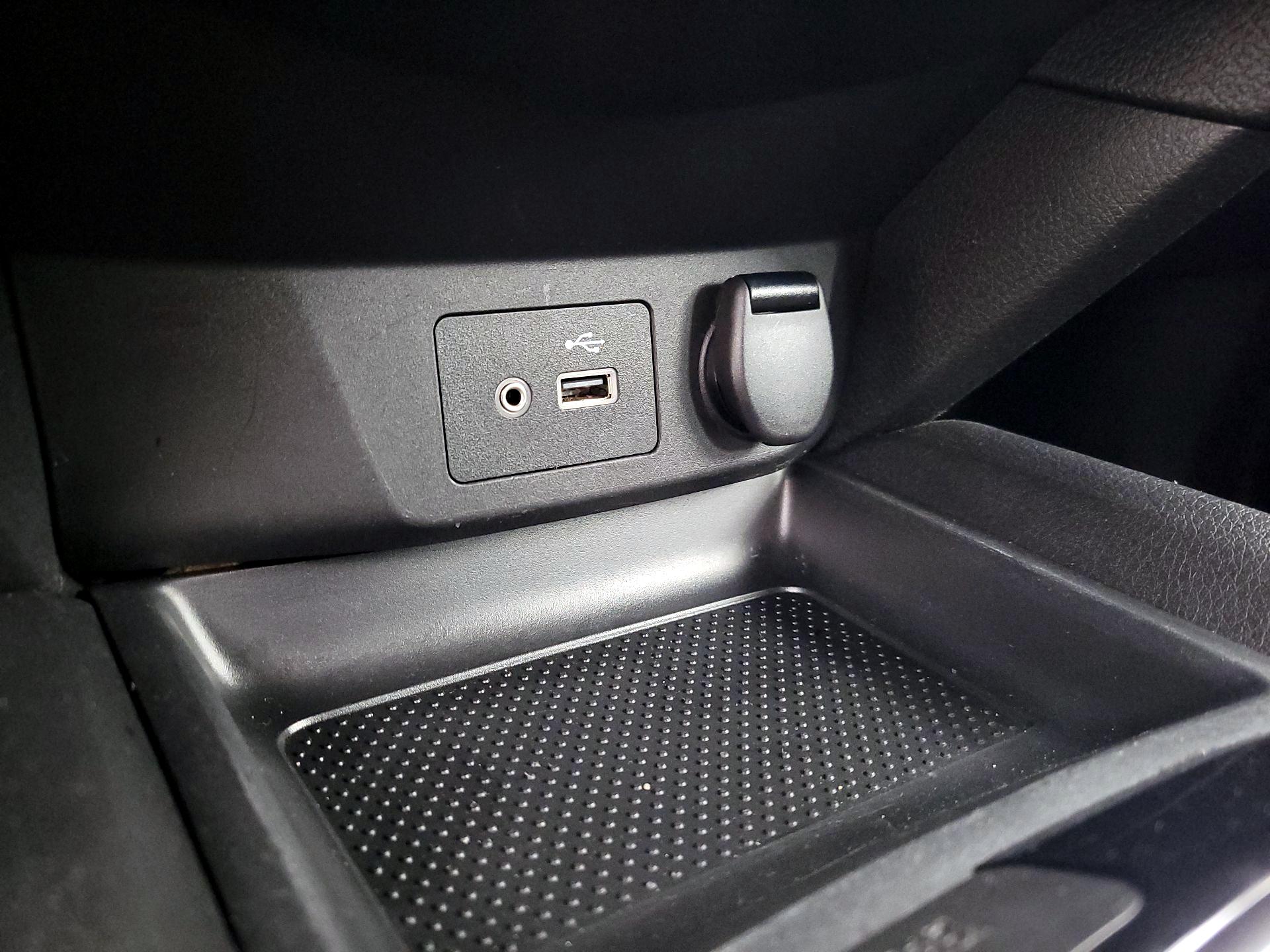 Thumbnail: 2019 Nissan Rogue - 18