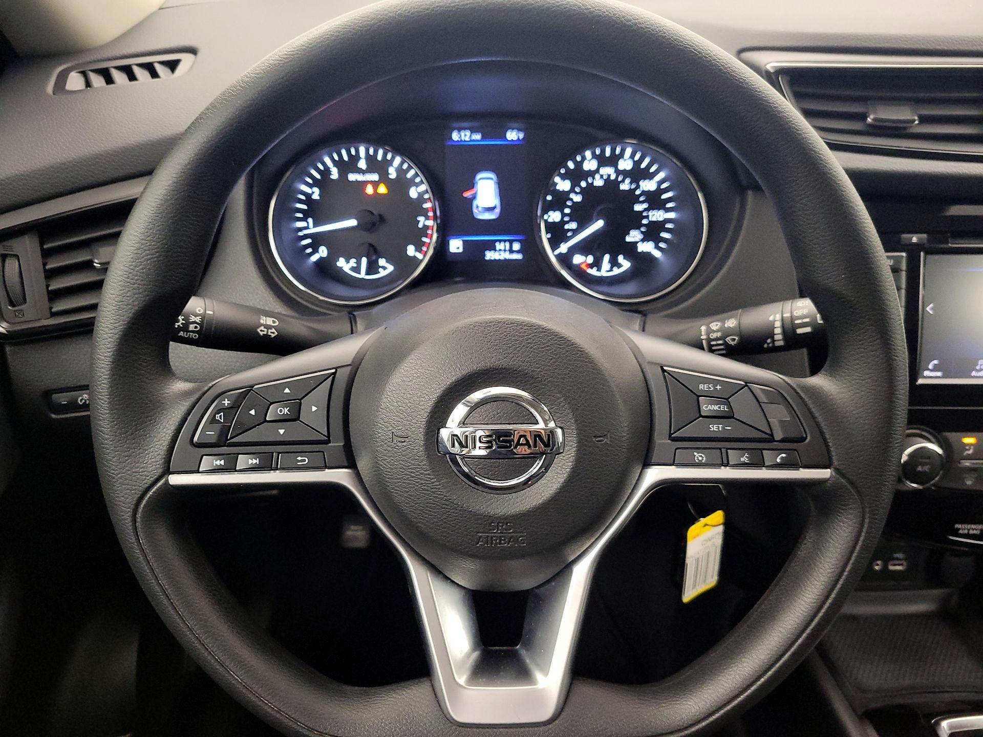 Thumbnail: 2020 Nissan Rogue - 10