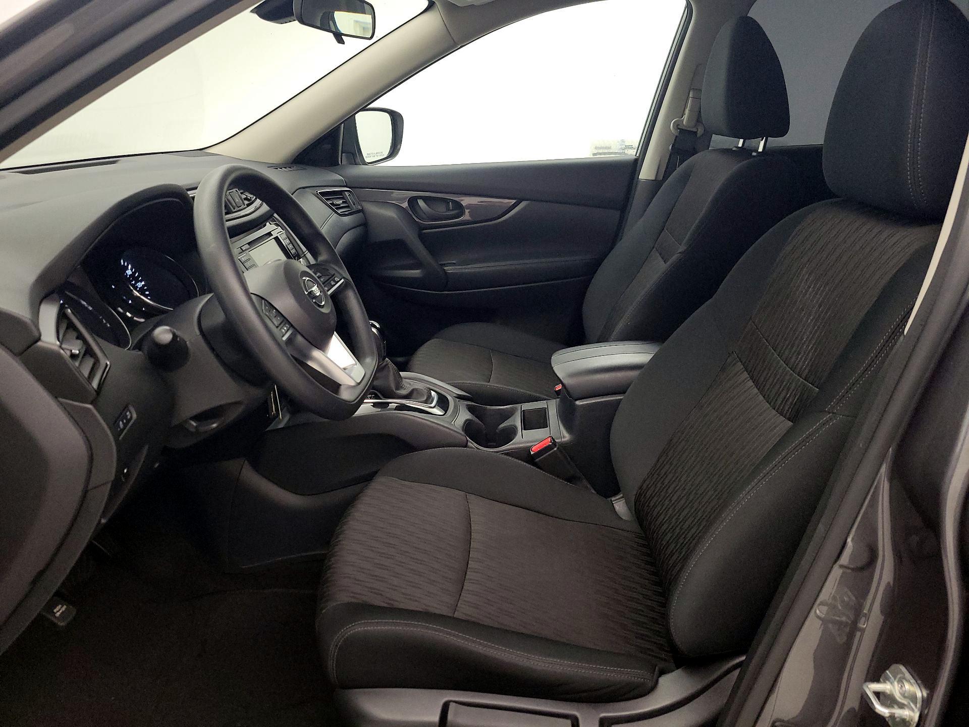 Thumbnail: 2020 Nissan Rogue - 11