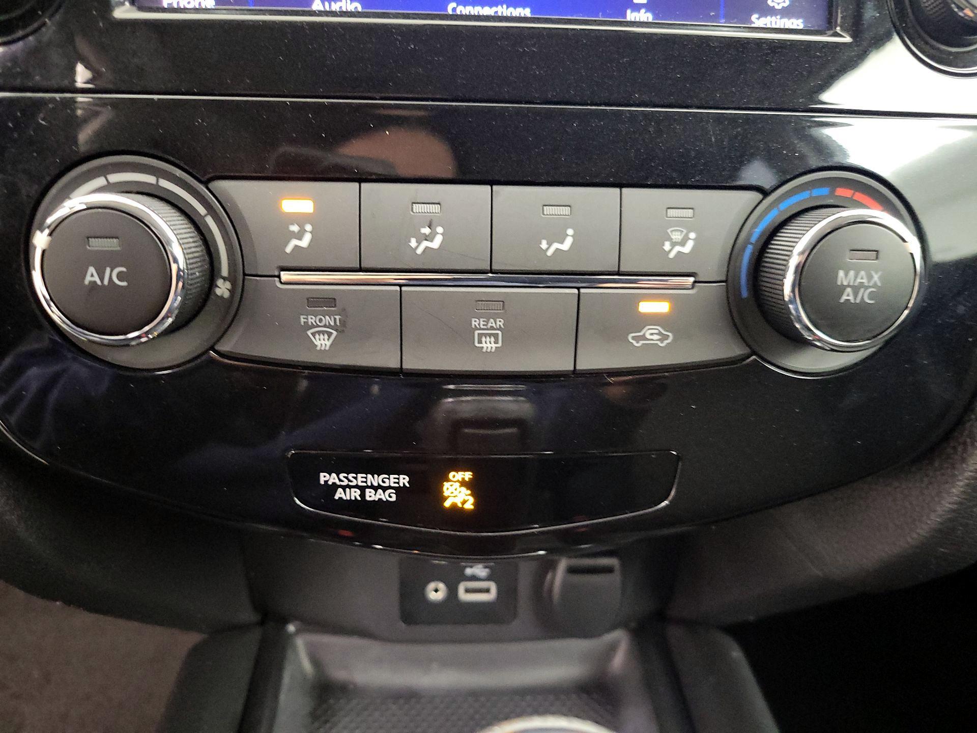 Thumbnail: 2020 Nissan Rogue - 16