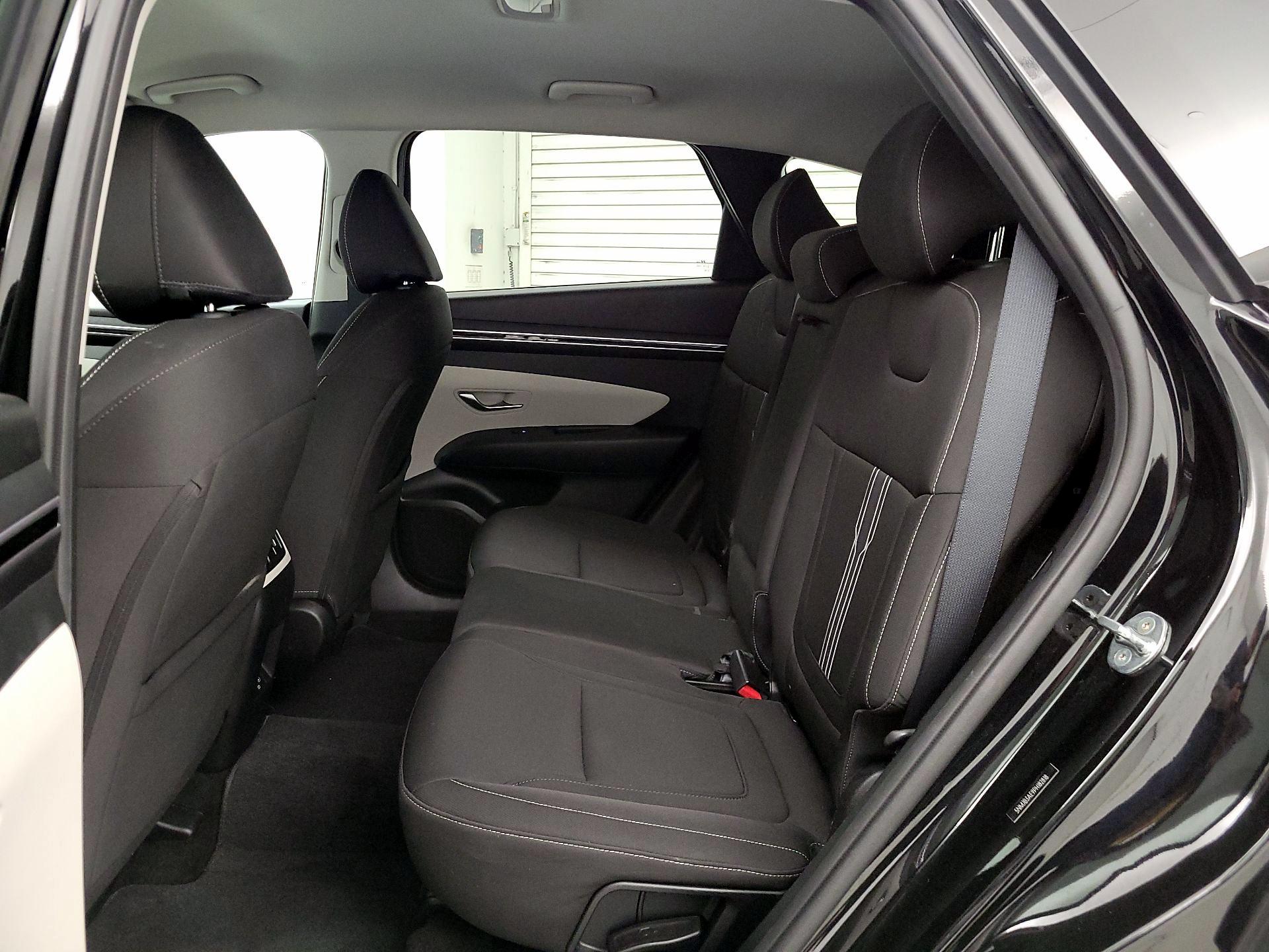 Thumbnail: 2023 Hyundai Tucson - 19