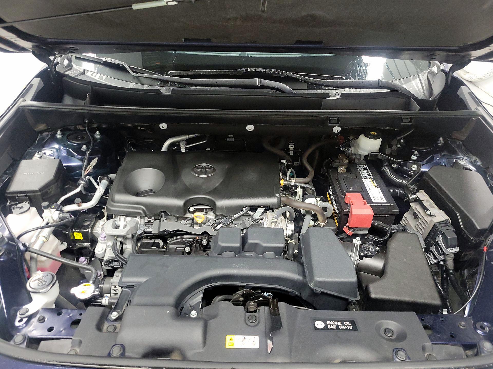 Thumbnail: 2022 Toyota RAV4 - 20