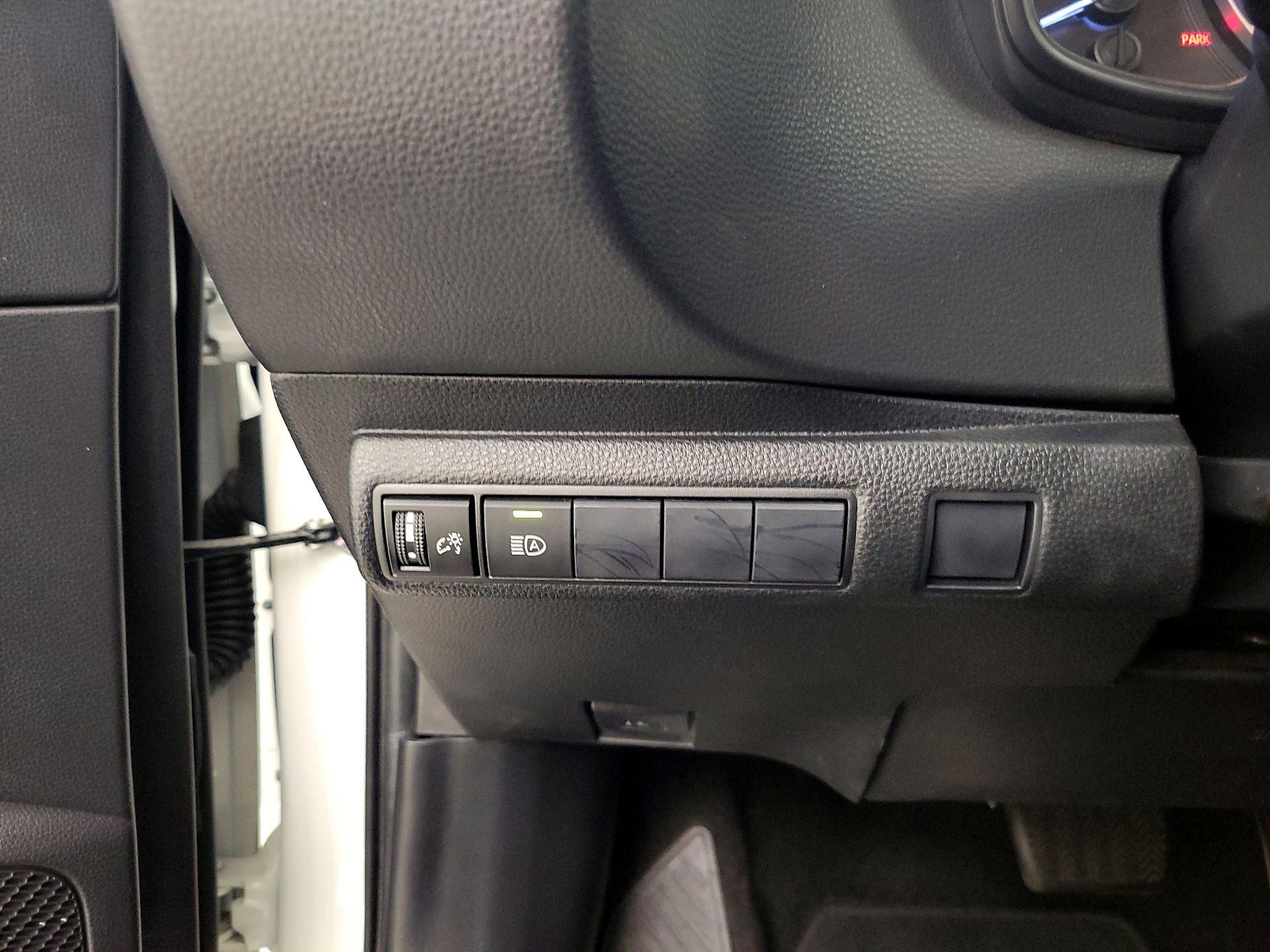 Thumbnail: 2020 Toyota Corolla - 13